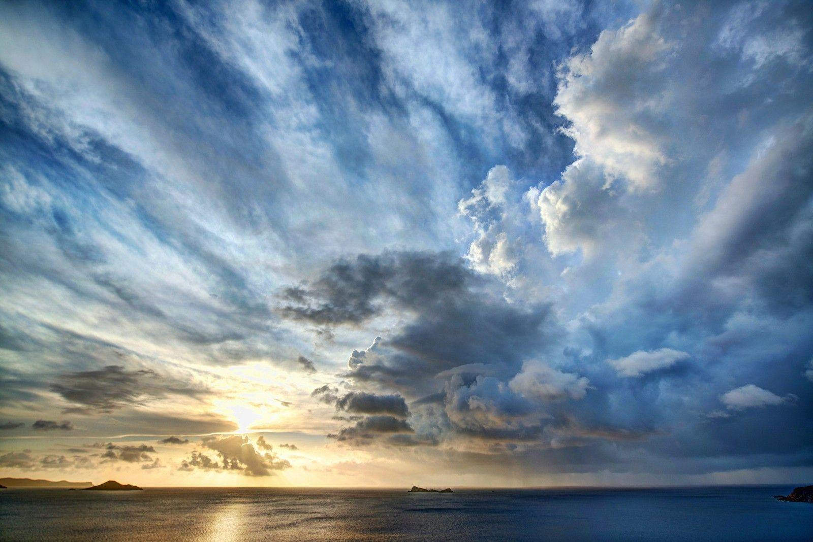 Distance Tag wallpaper: Sea Ocean Patterns Skies Islands Cloud