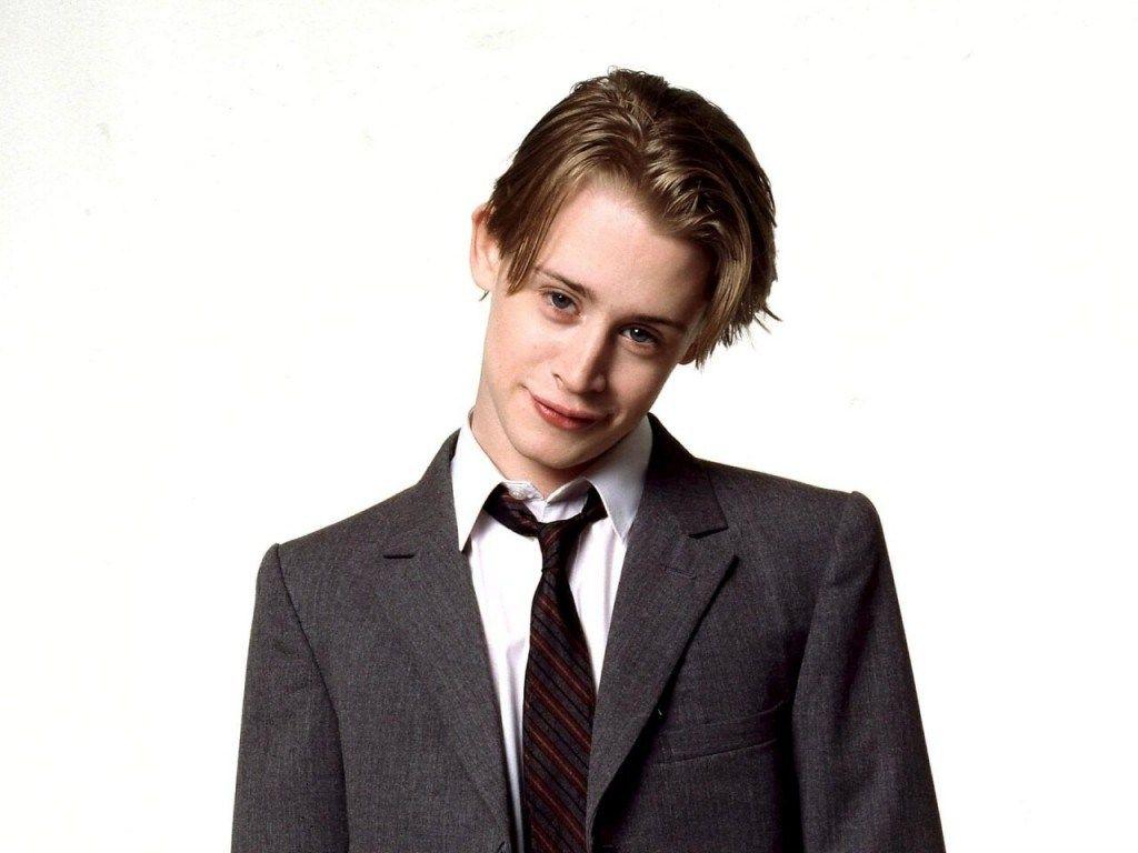 Macaulay Culkin Net Worth. How Much is Macaulay Culkin Worth?