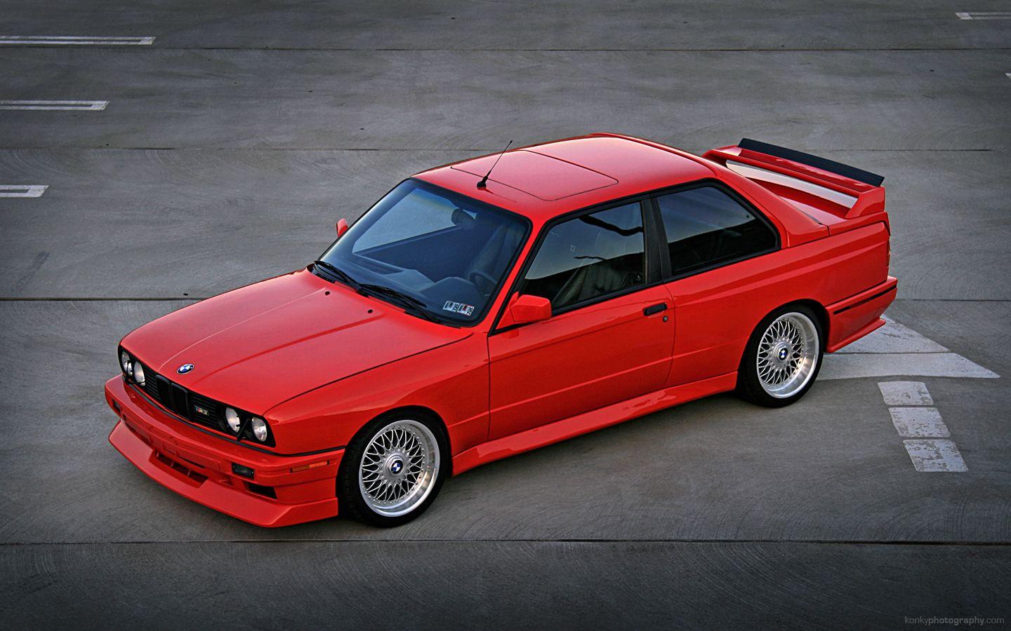 Download Wallpaper Bmw M3 E30 3er Low Free Desktop Wallpaper