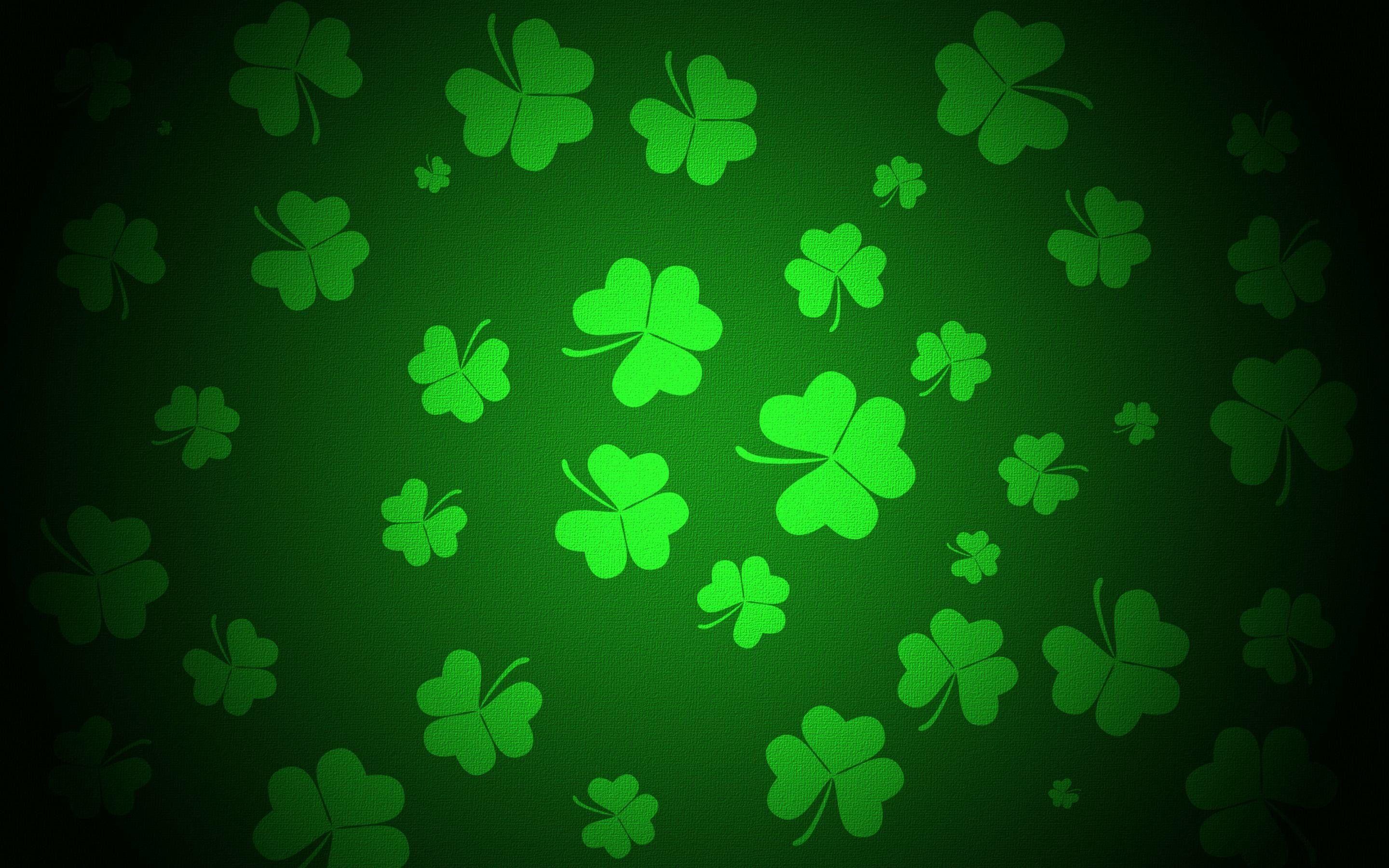 Lucky Charm Wallpaper