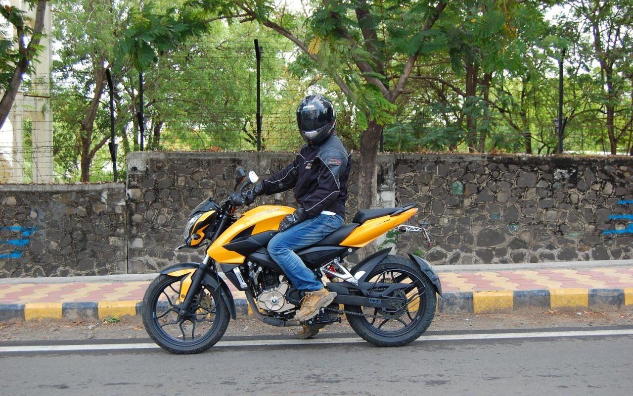 Pulsar 200 Wallpapers - Wallpaper Cave