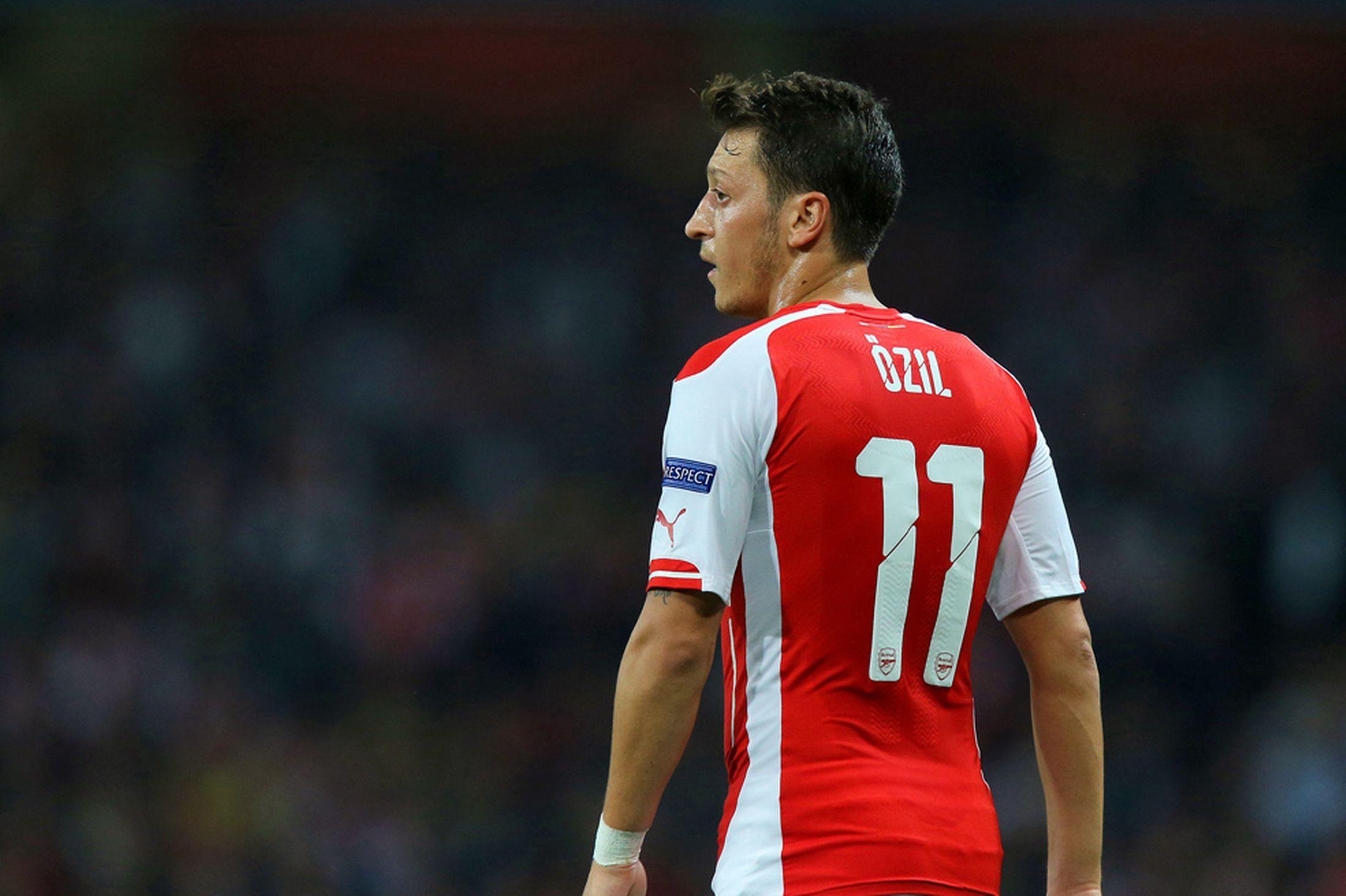 Mesut Ozil To Turn Down New Contract To Join Back Real Madrid