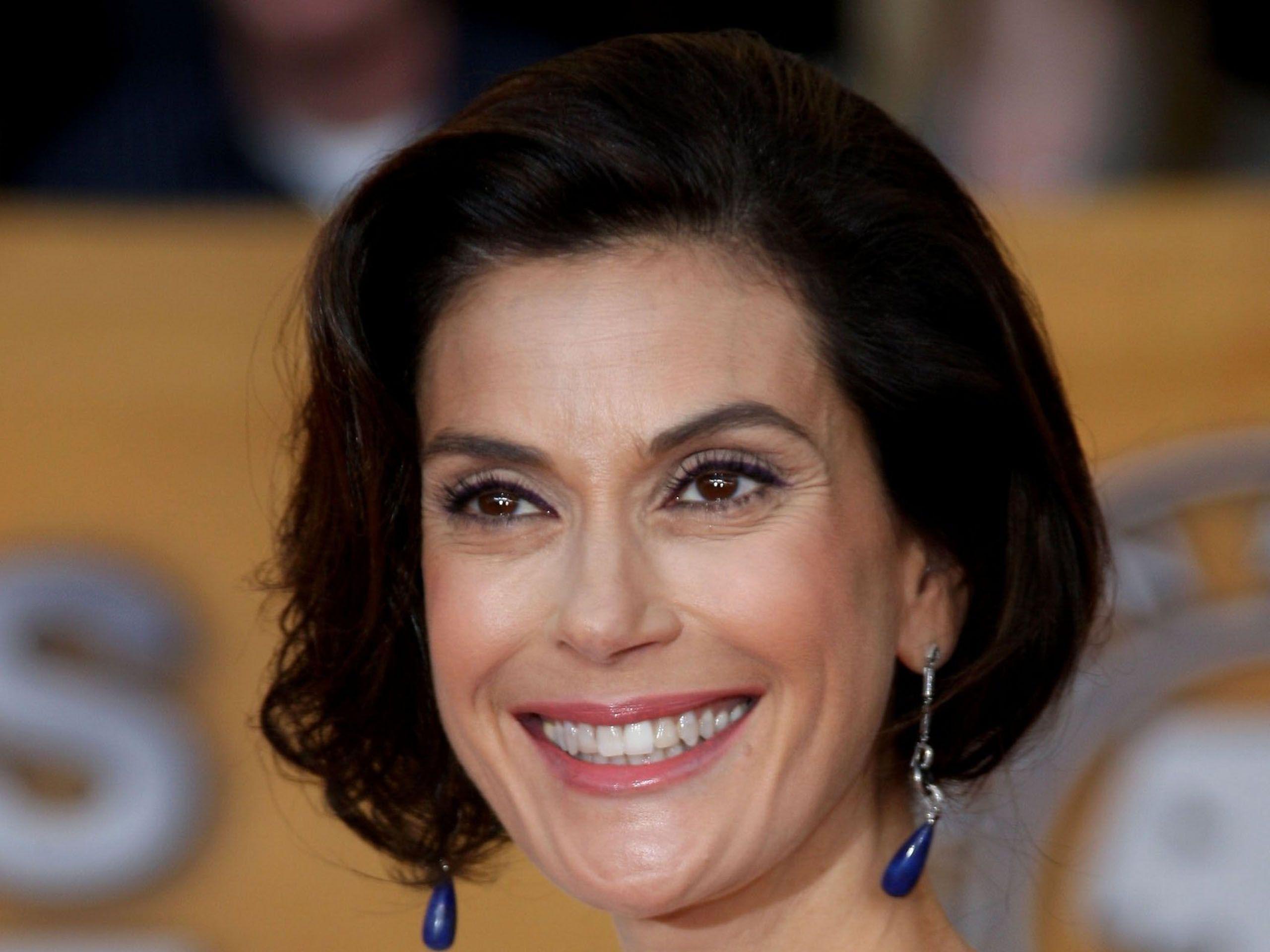 Teri Hatcher Face Wallpaper 59945 2560x1920 px