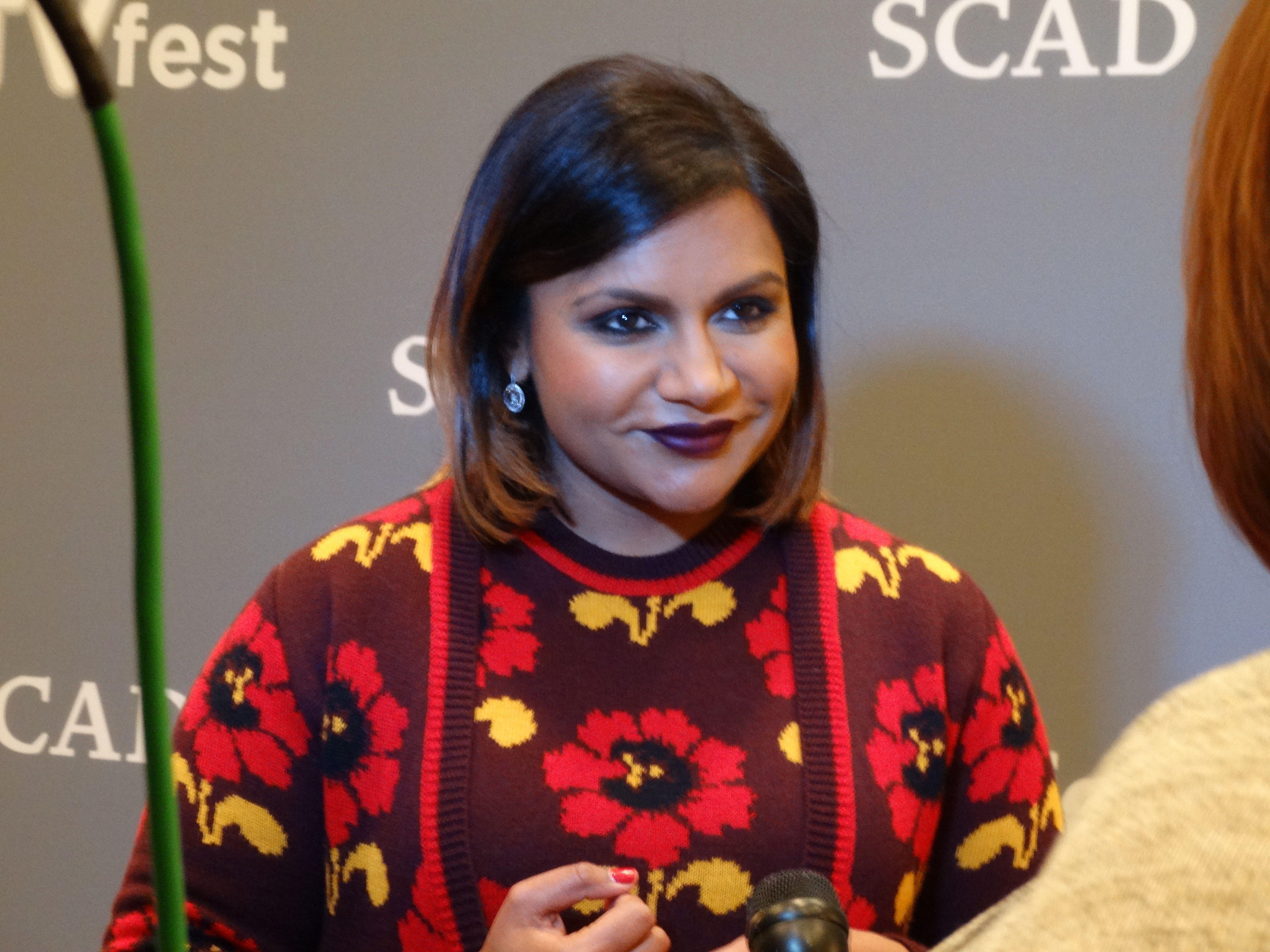 Mindy Kaling Wallpaper Image Photo Picture Background