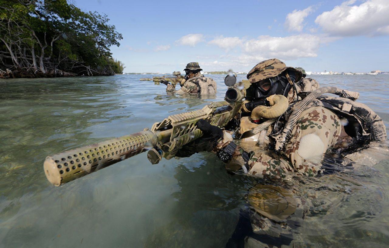 Rifles Soldiers Camouflage Bundeswehr, Kommando Water Army