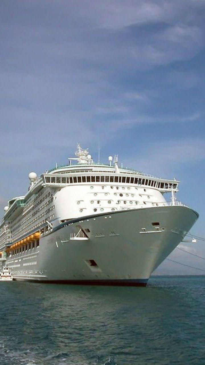 Vehicles/Cruise Ship
