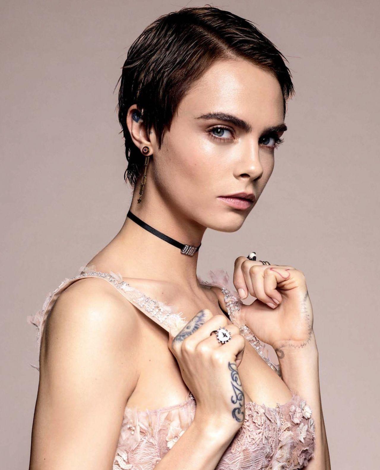 Cara Delevingne wallpaper