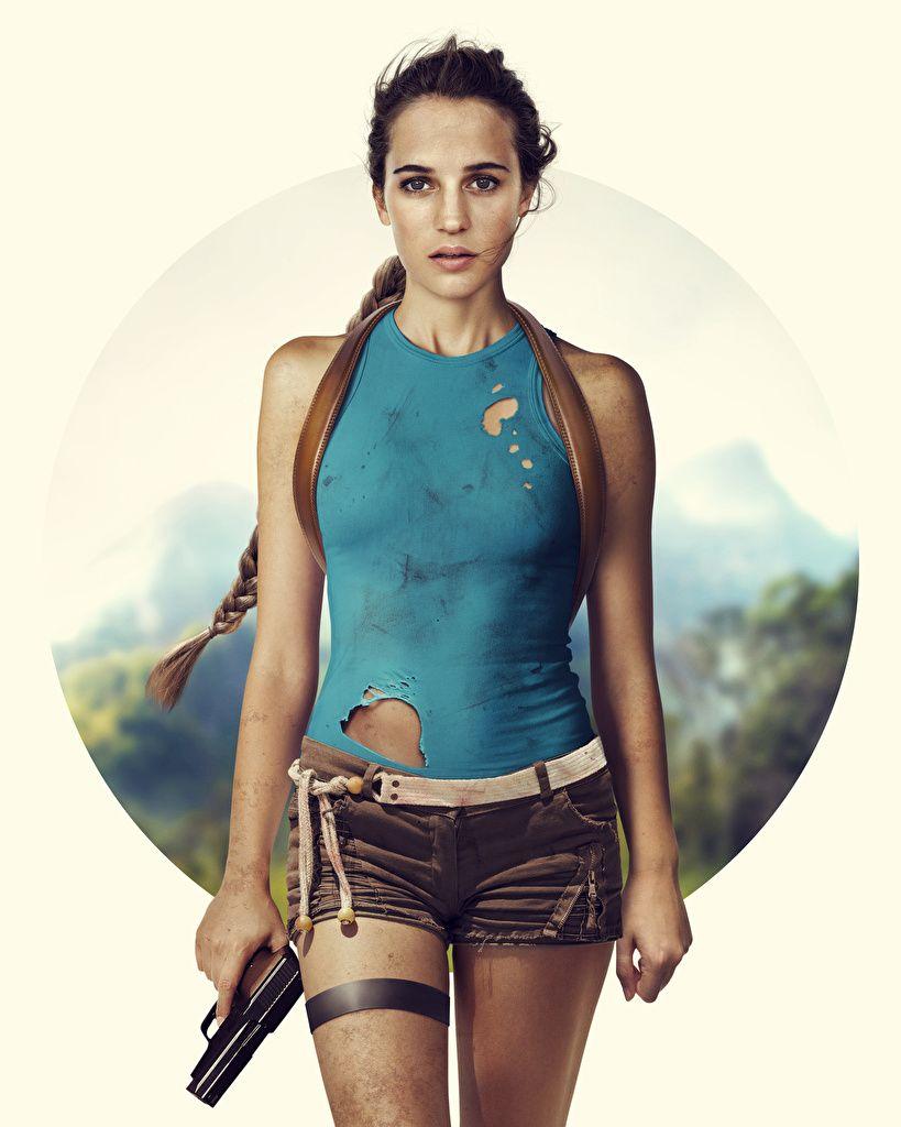 Photos Pistols Lara Croft Tomb Raider, Alicia Vikander Girls
