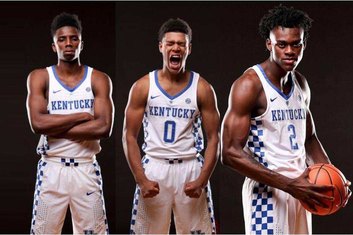 Kentucky Wildcats Basketball 2017 18 Team Photo Sea Of Blue