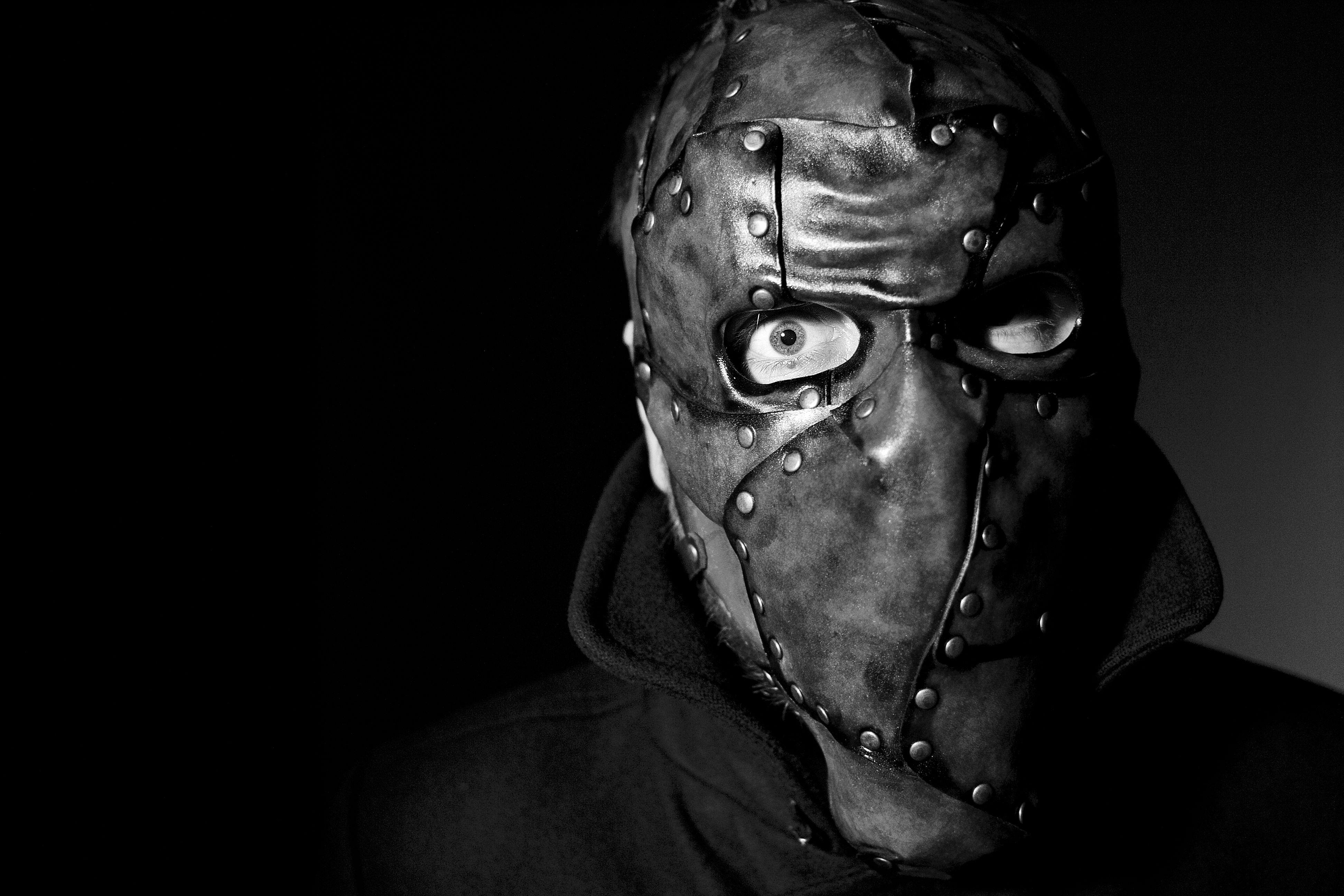 KHONSU industrial metal heavy mask dark d_JPG wallpaper