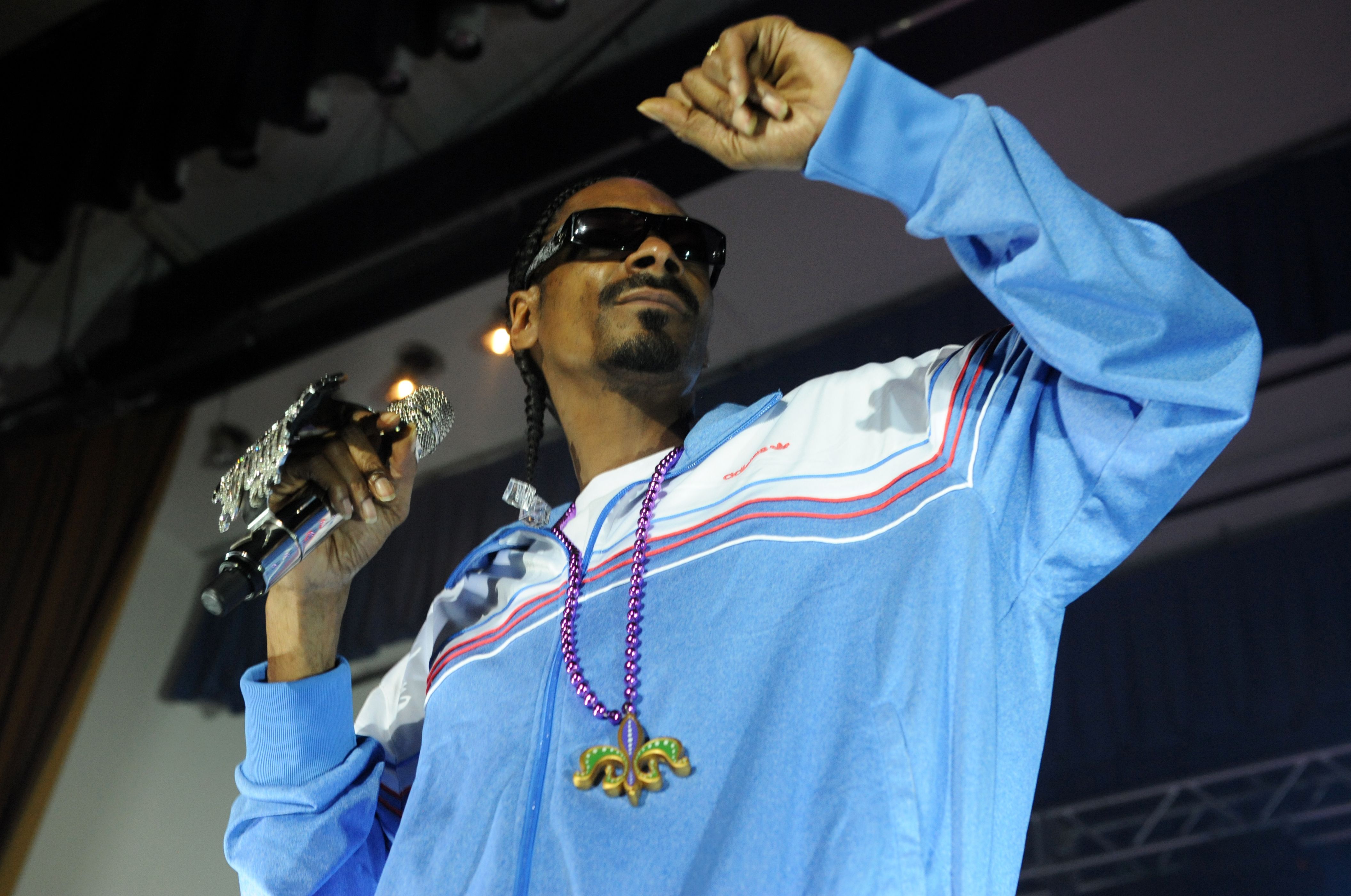 Snoop Dogg Will Perform at Bethel University, Just Like You Always