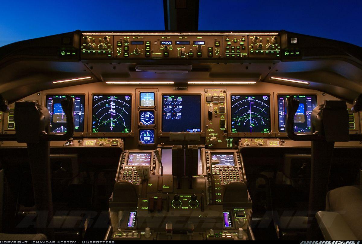 777 cockpit