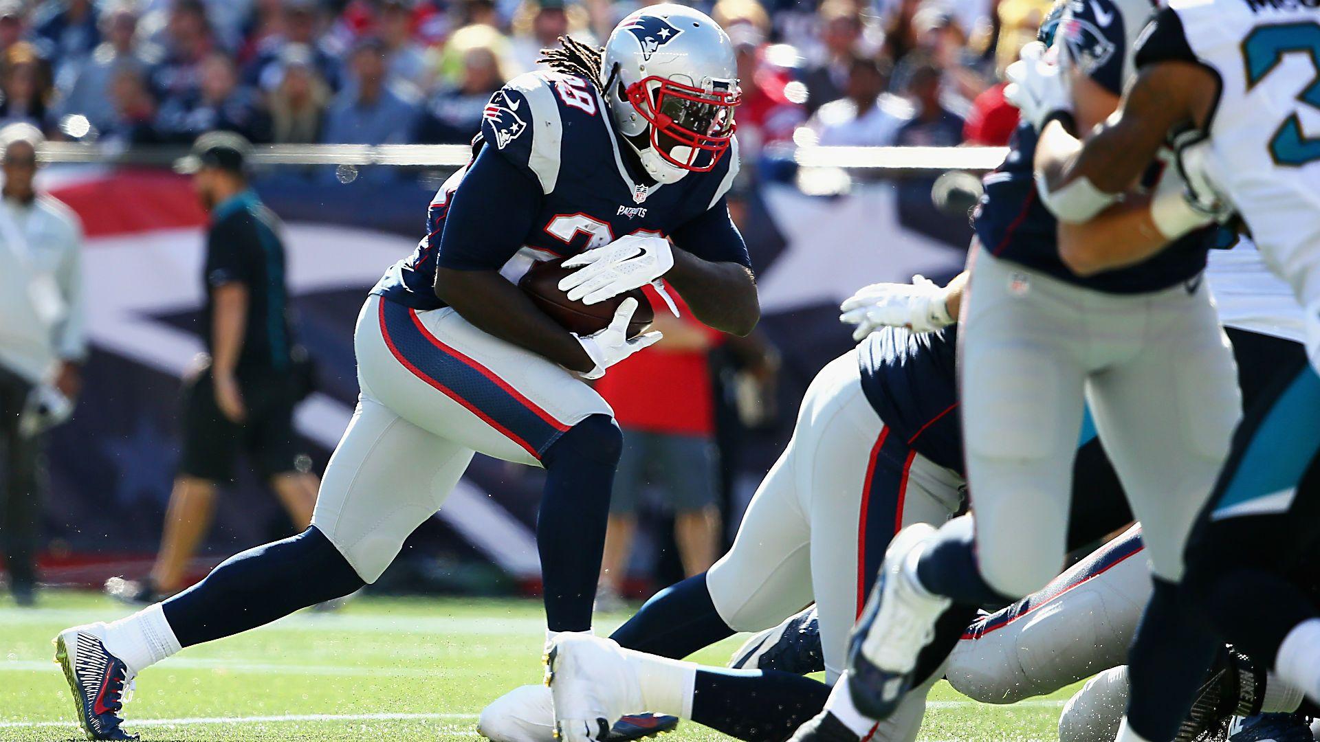 Blount's Three TD Day Sets Patriots' Running Game Straight. NFL