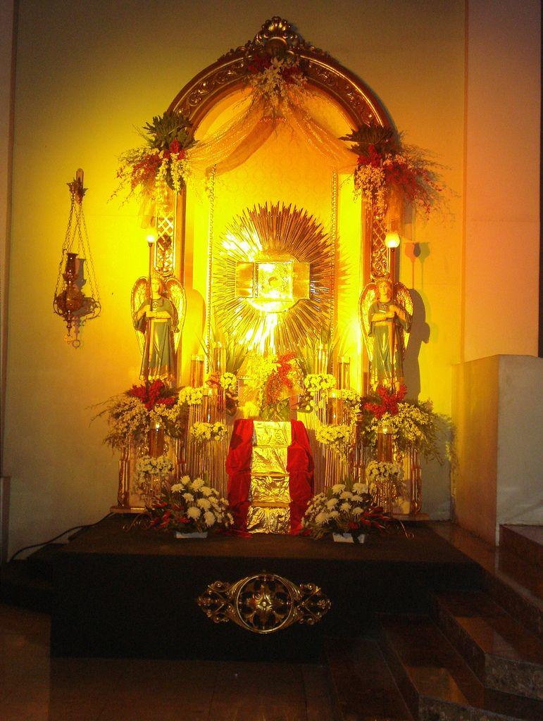 Roman Catholic Church image Altar of Repose Maundy Thursday 2012