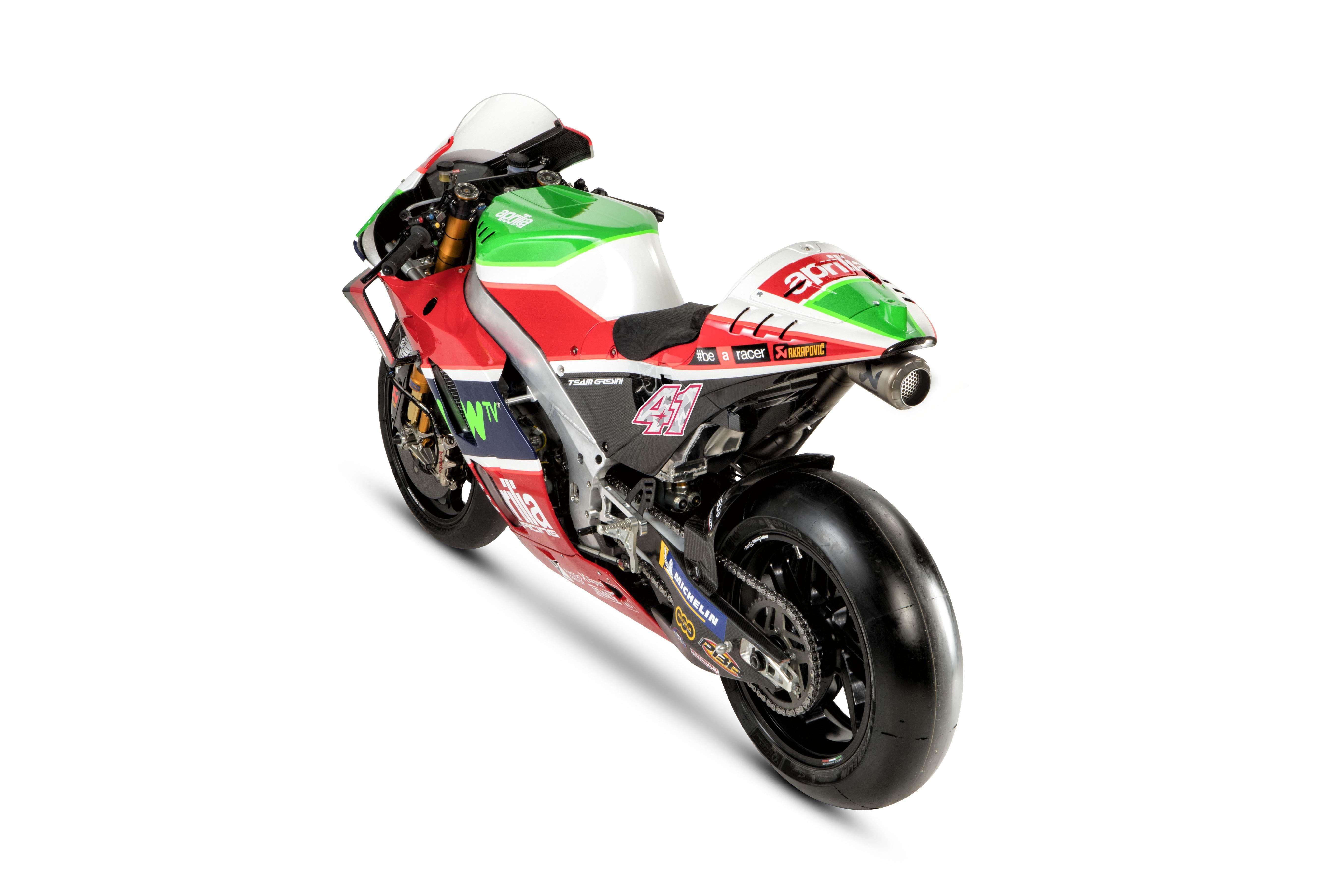 Voila! Here Is The 2018 Aprilia RS GP MotoGP Race Bike