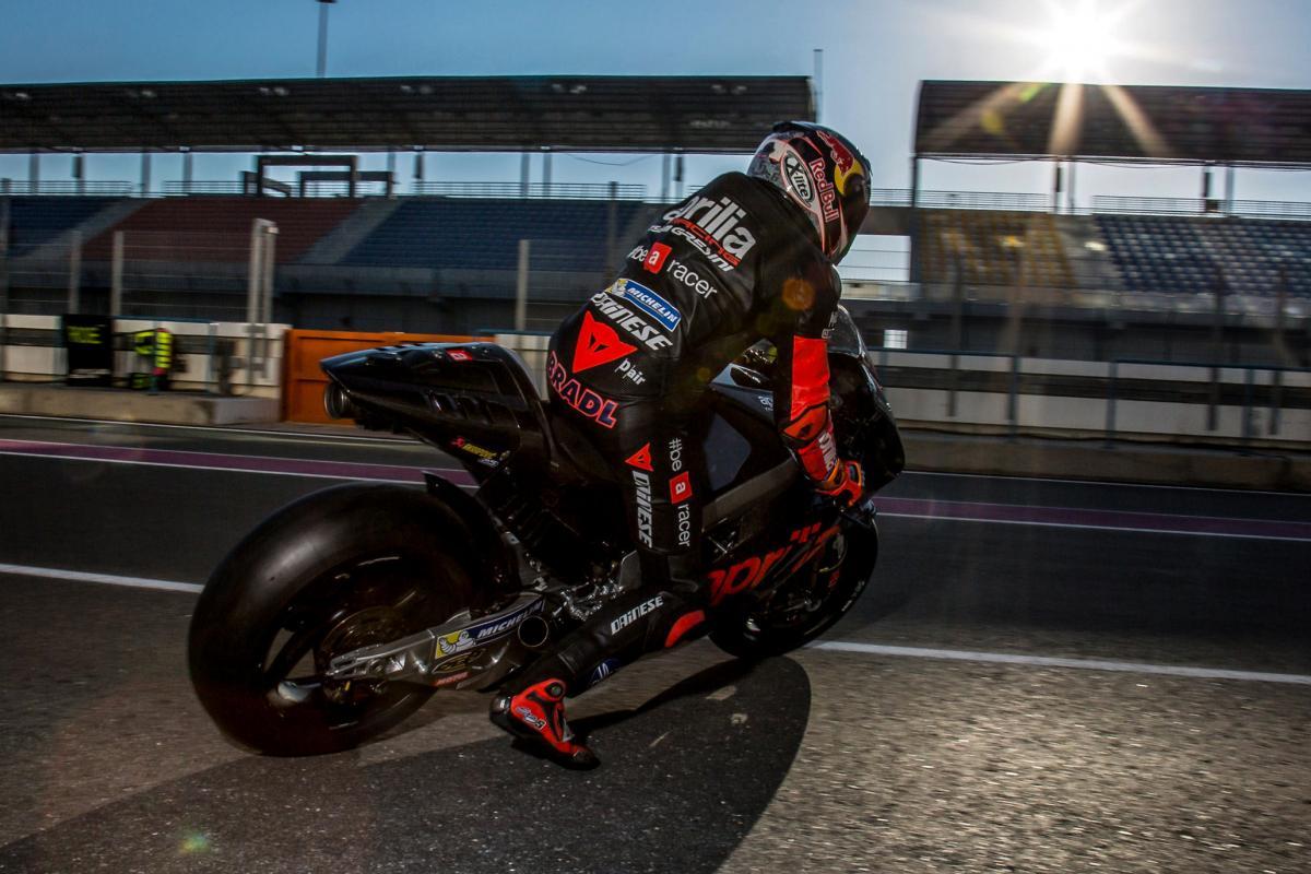 Bradl and Bautista complete first test on new Aprilia