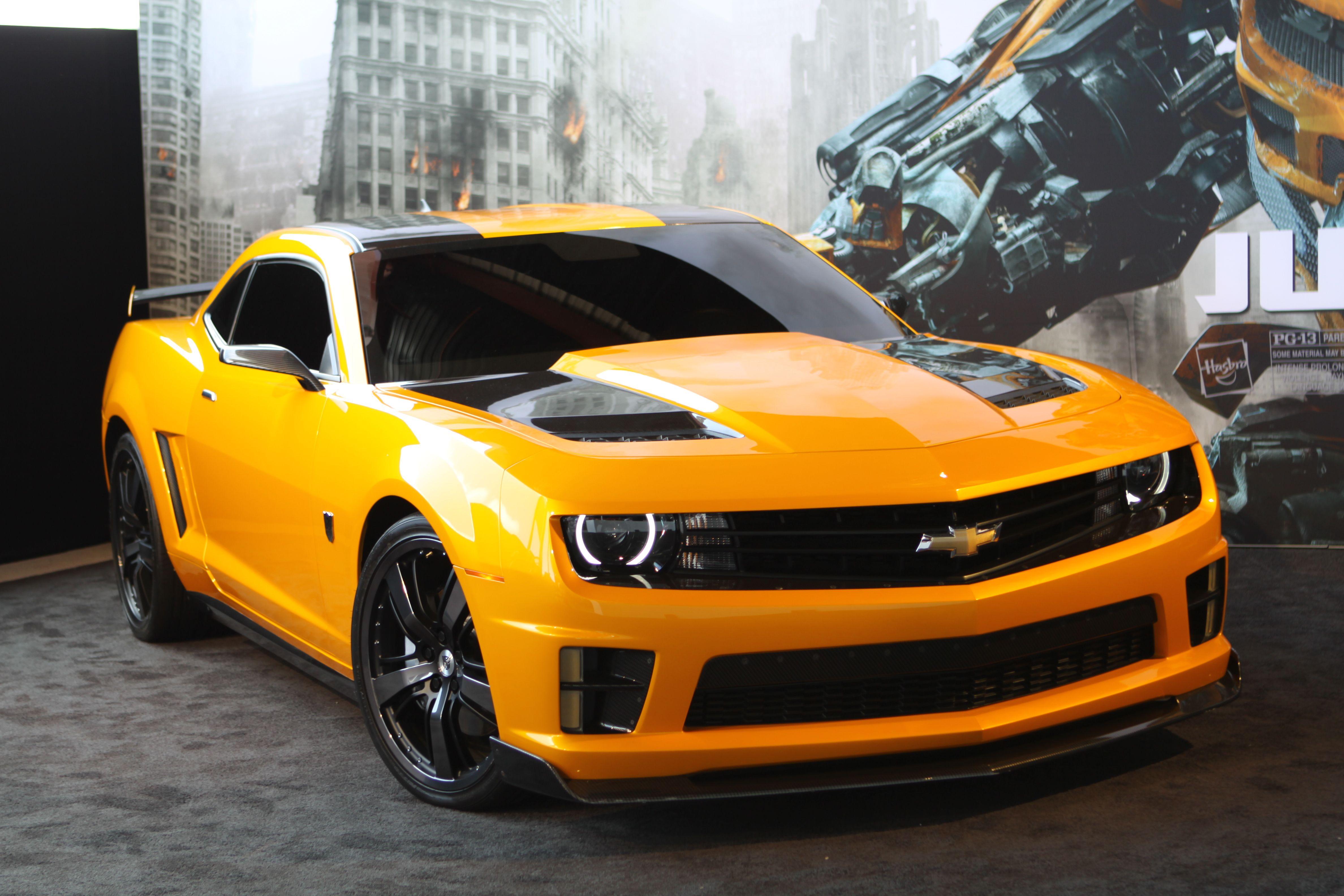 Transformers 3 Bumblebee Camaro SS wallpaperx3168