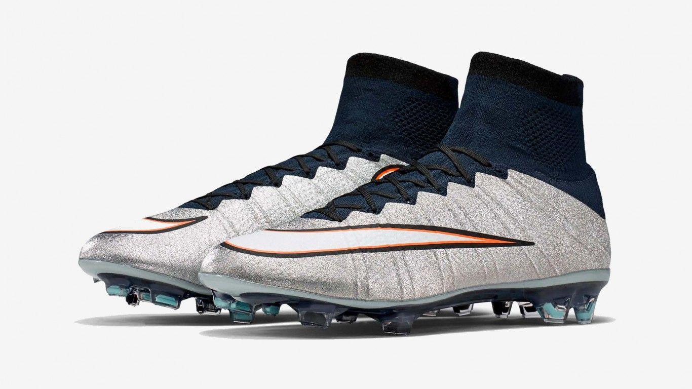 Download 1366x768 Nike Mercurial Superfly Cristiano Ronaldo