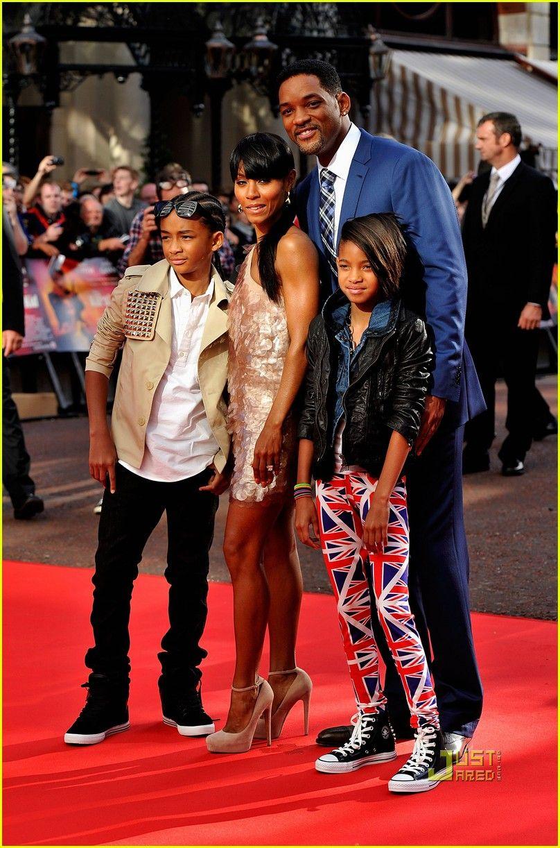 Willow Smith: Union Jack Fashionista: Photo 2466834. Celebrity
