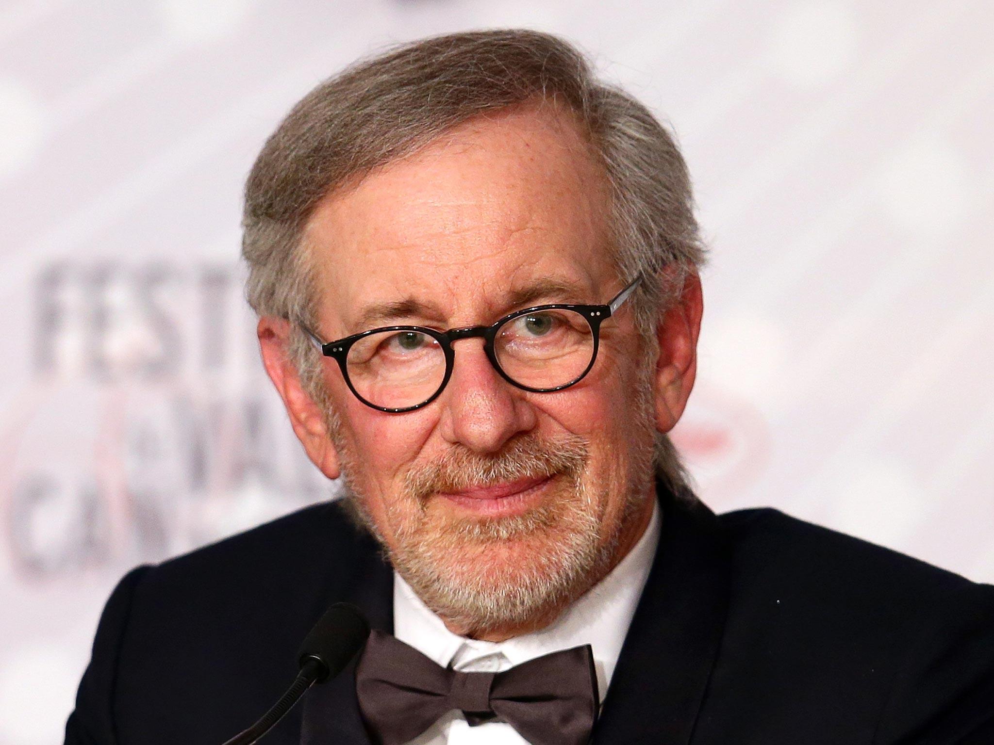 Steven Spielberg wallpaperx1536