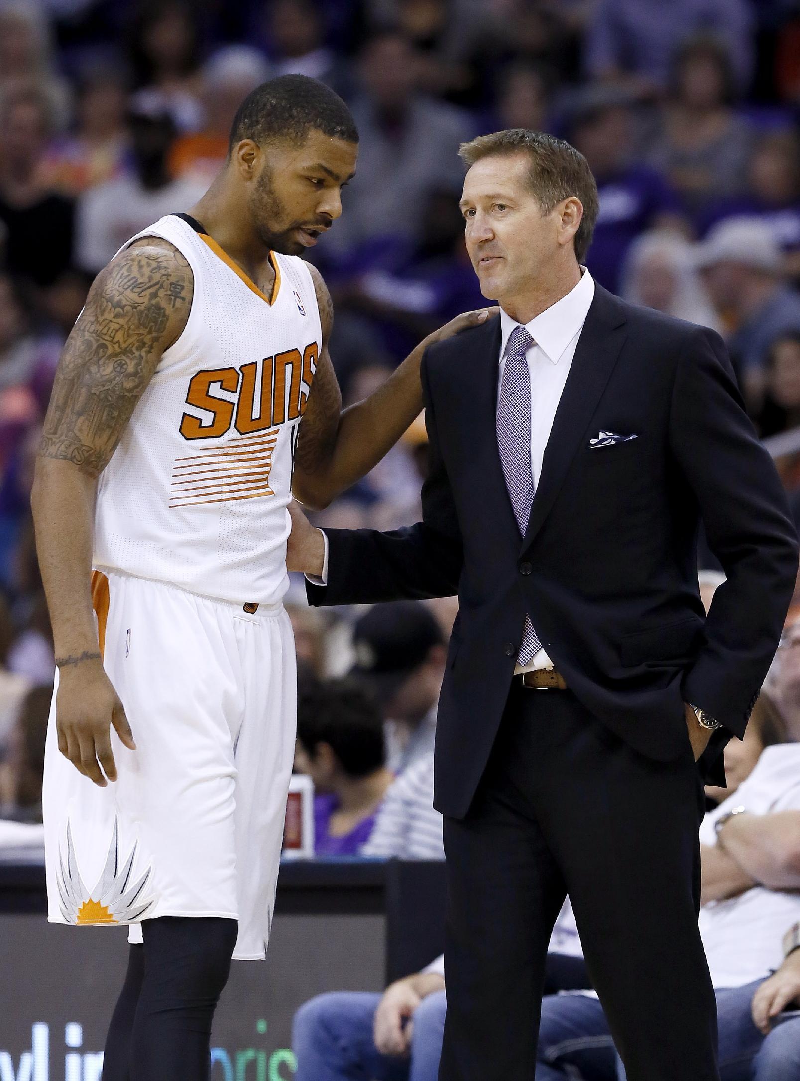 Phoenix Suns head coach Jeff Hornacek, right, talks with Marcus