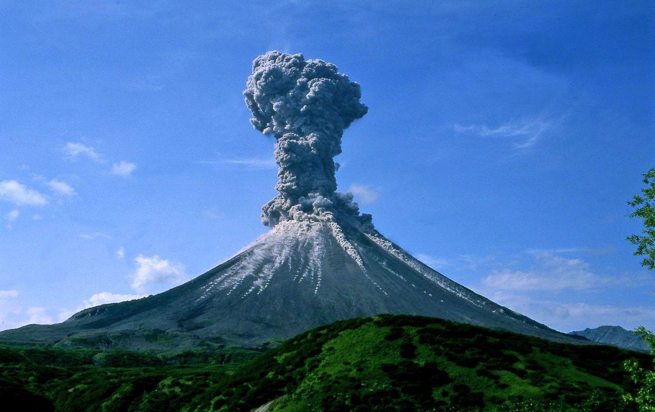 1280x806px Terrific Volcano Eruption wallpaper download 9