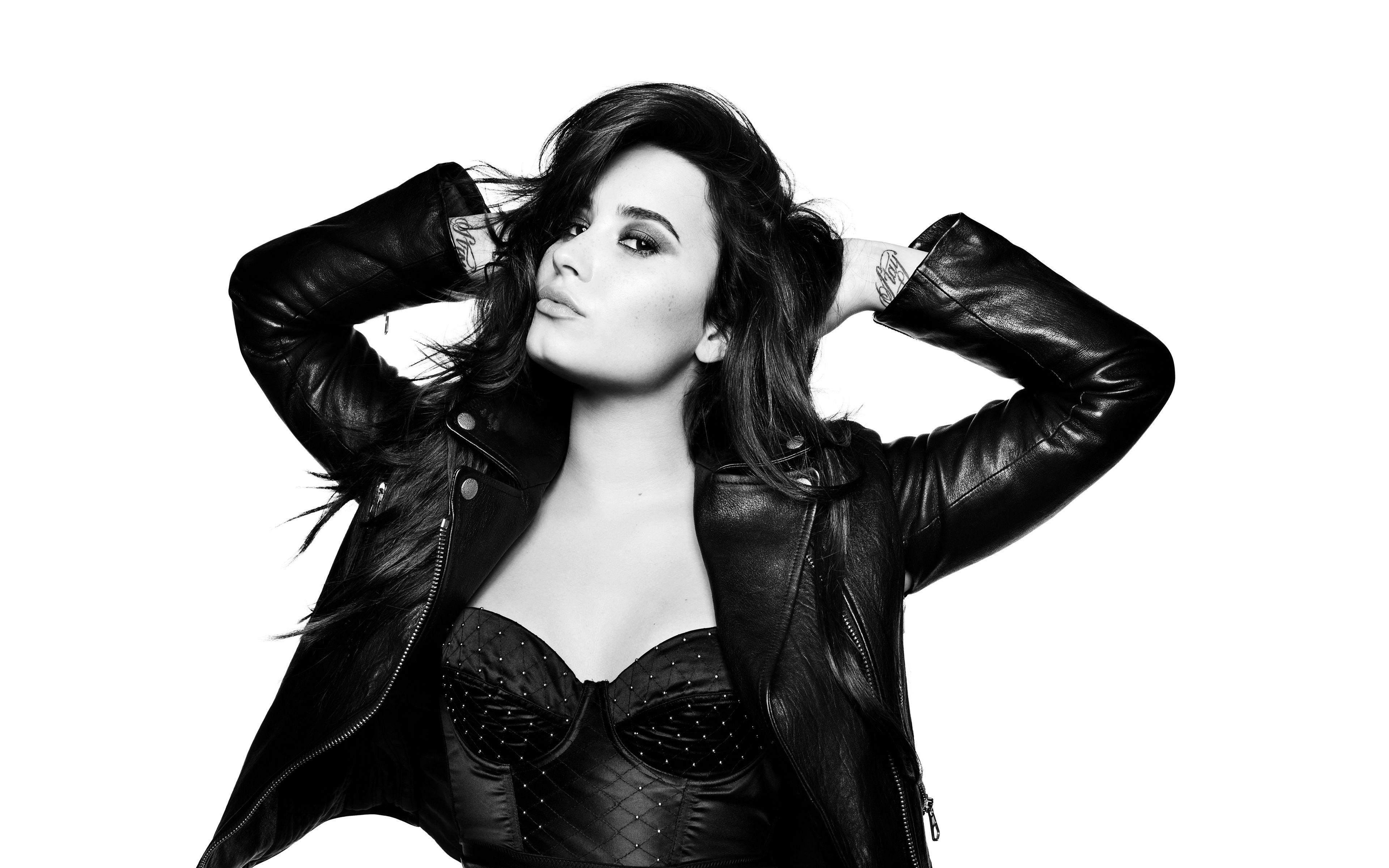 Download Demi Lovato 2018 Monochrome 320x240 Resolution, HD 4K.