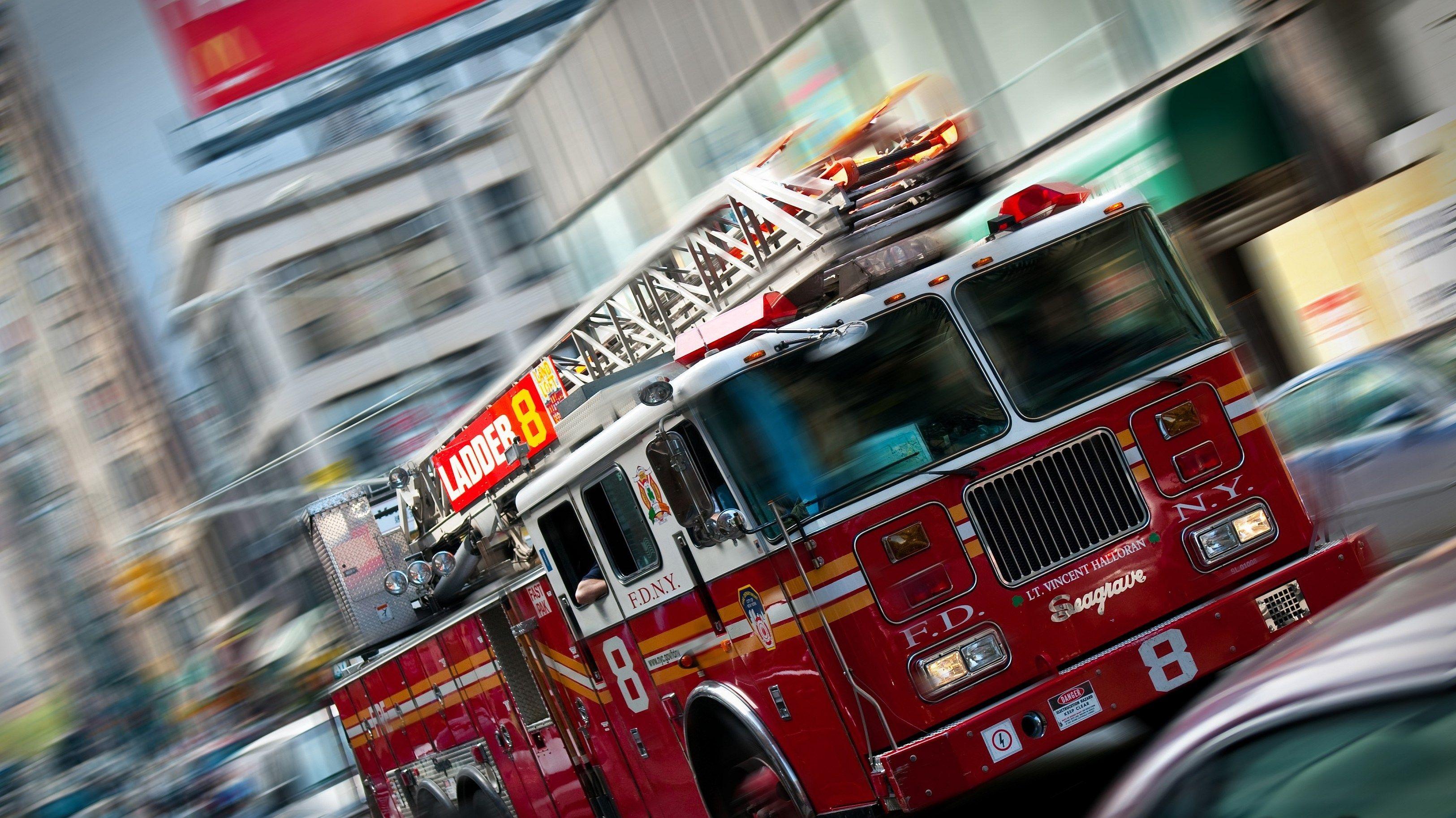 HDQ Image fire truck picture. wallpapercreator