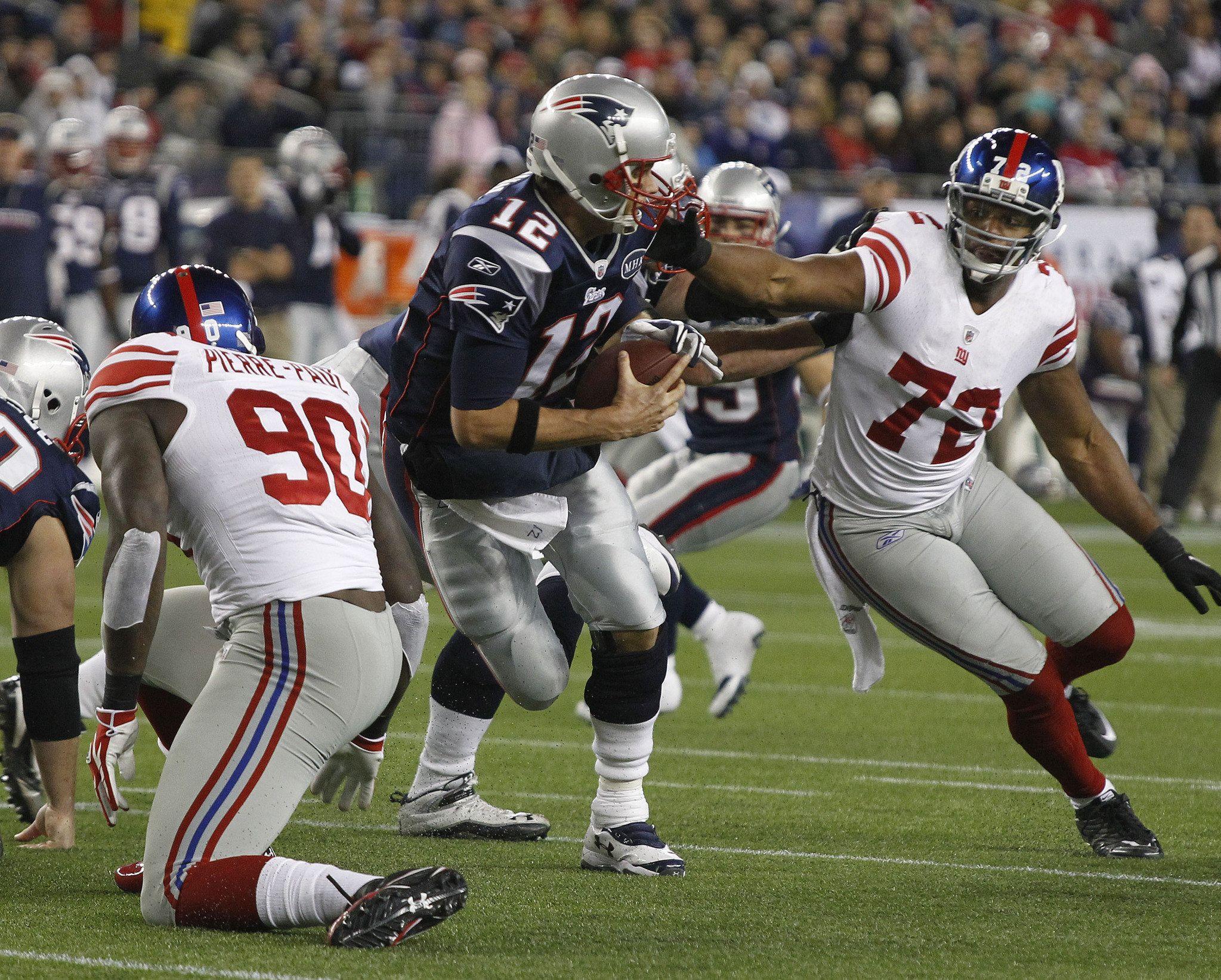 Tom Brady rattled by pass rush, even when not pressured, Giants