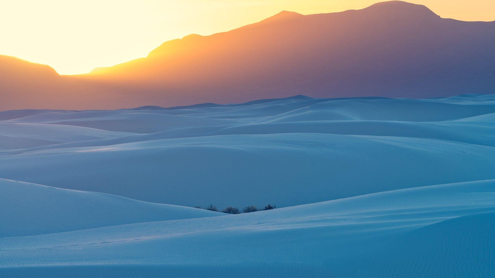 Sunset at White Sands National Monument, New Mexico, USA. Windows
