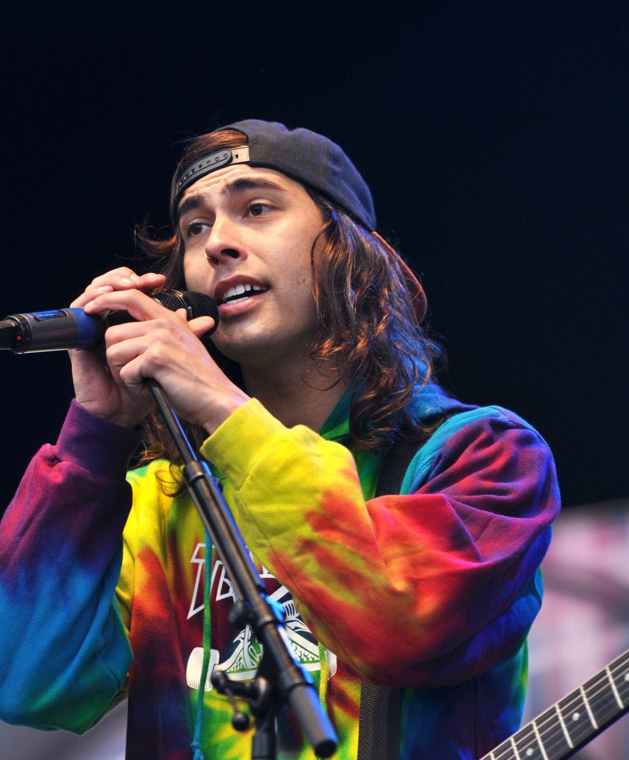 Vic Fuentes Religion