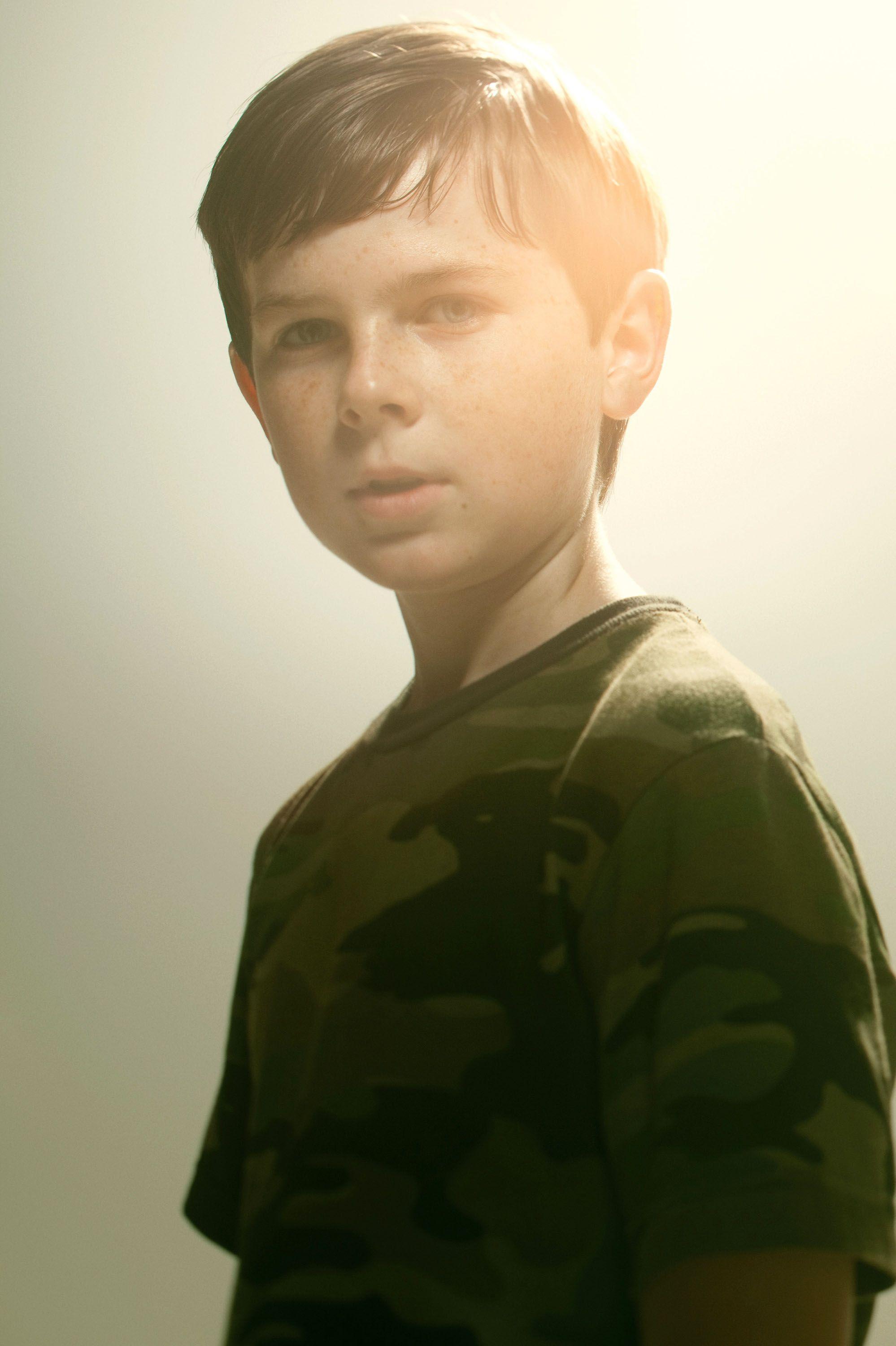 Chandler Riggs Wallpapers - Wallpaper Cave