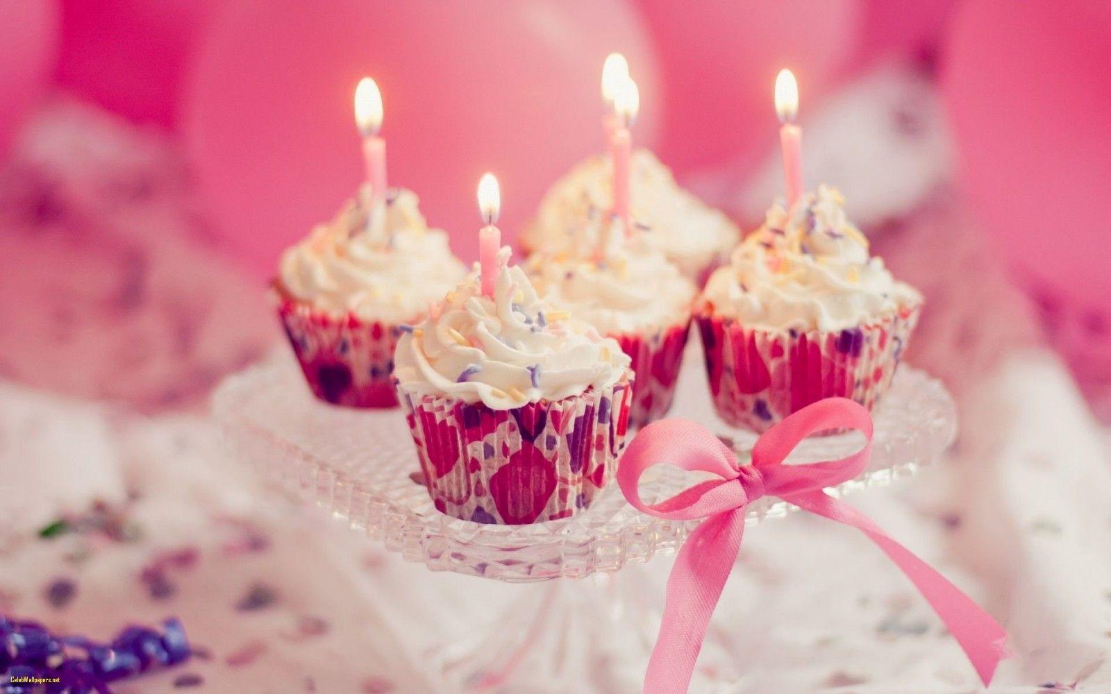 Cupcakes Wallpaper