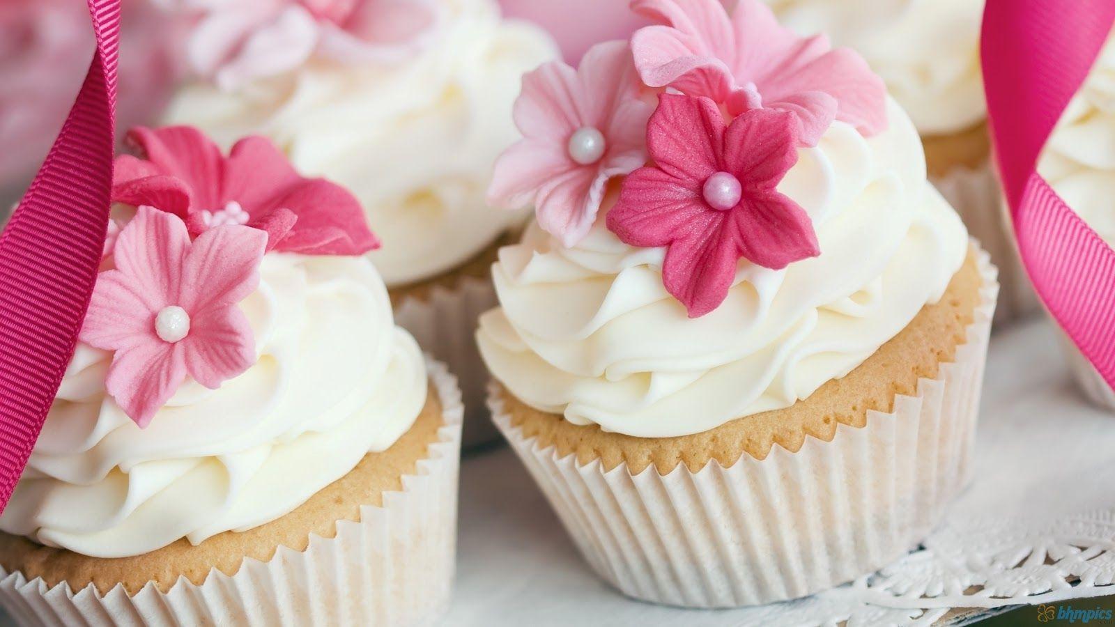 Cupcakes Wallpaper HD Free Download For Desktop Mobile. Adorable