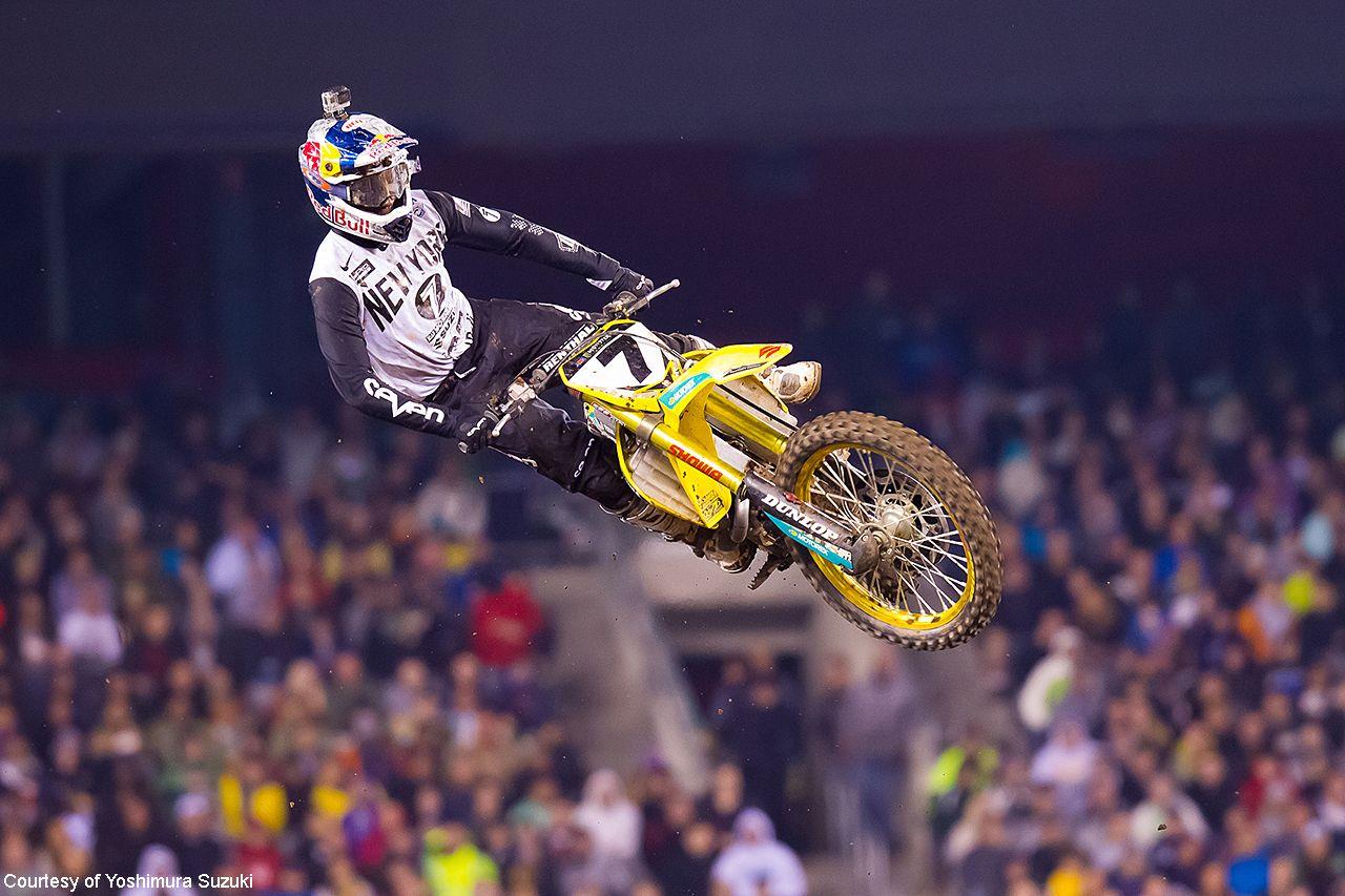 Suzuki James Stewart