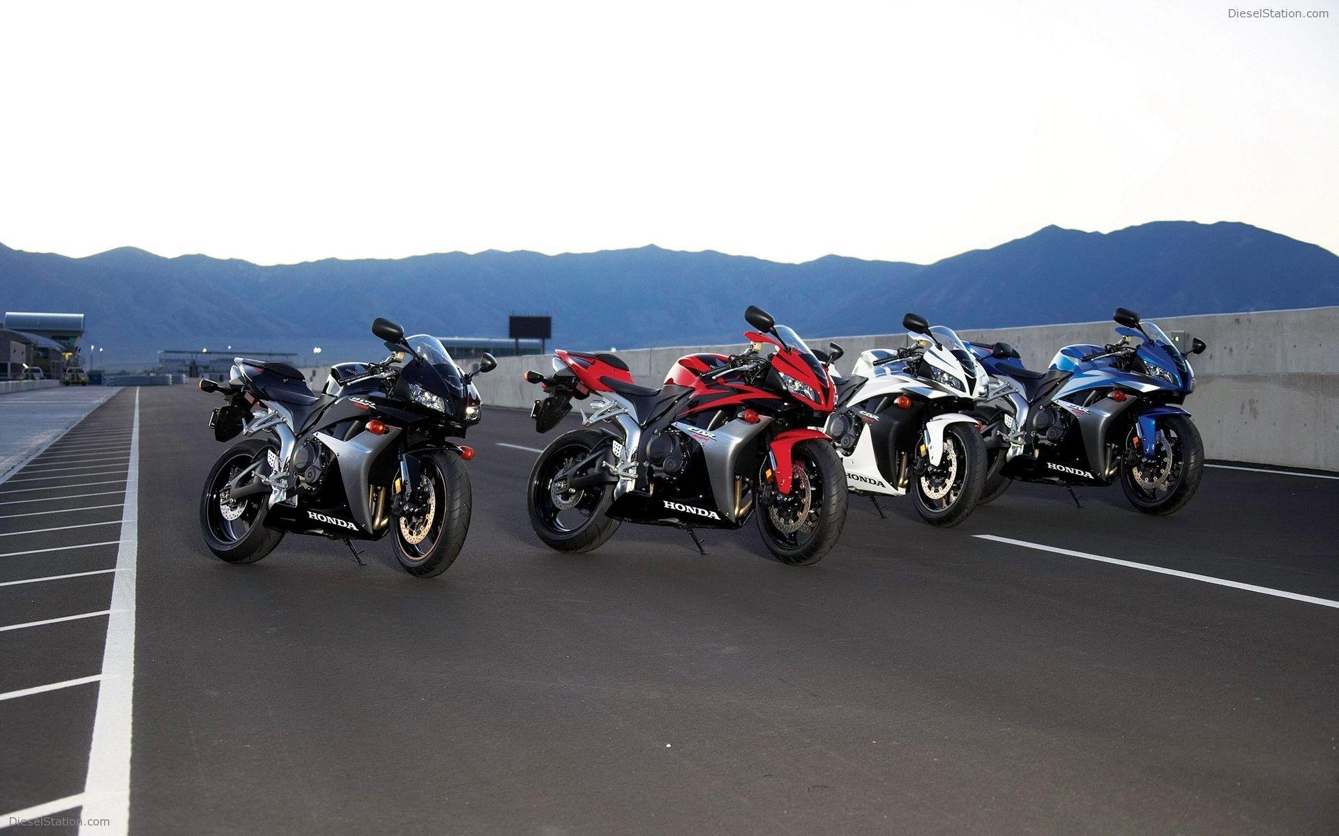 Honda CBR 600 RR Widescreen Exotic Car Wallpaper of 32