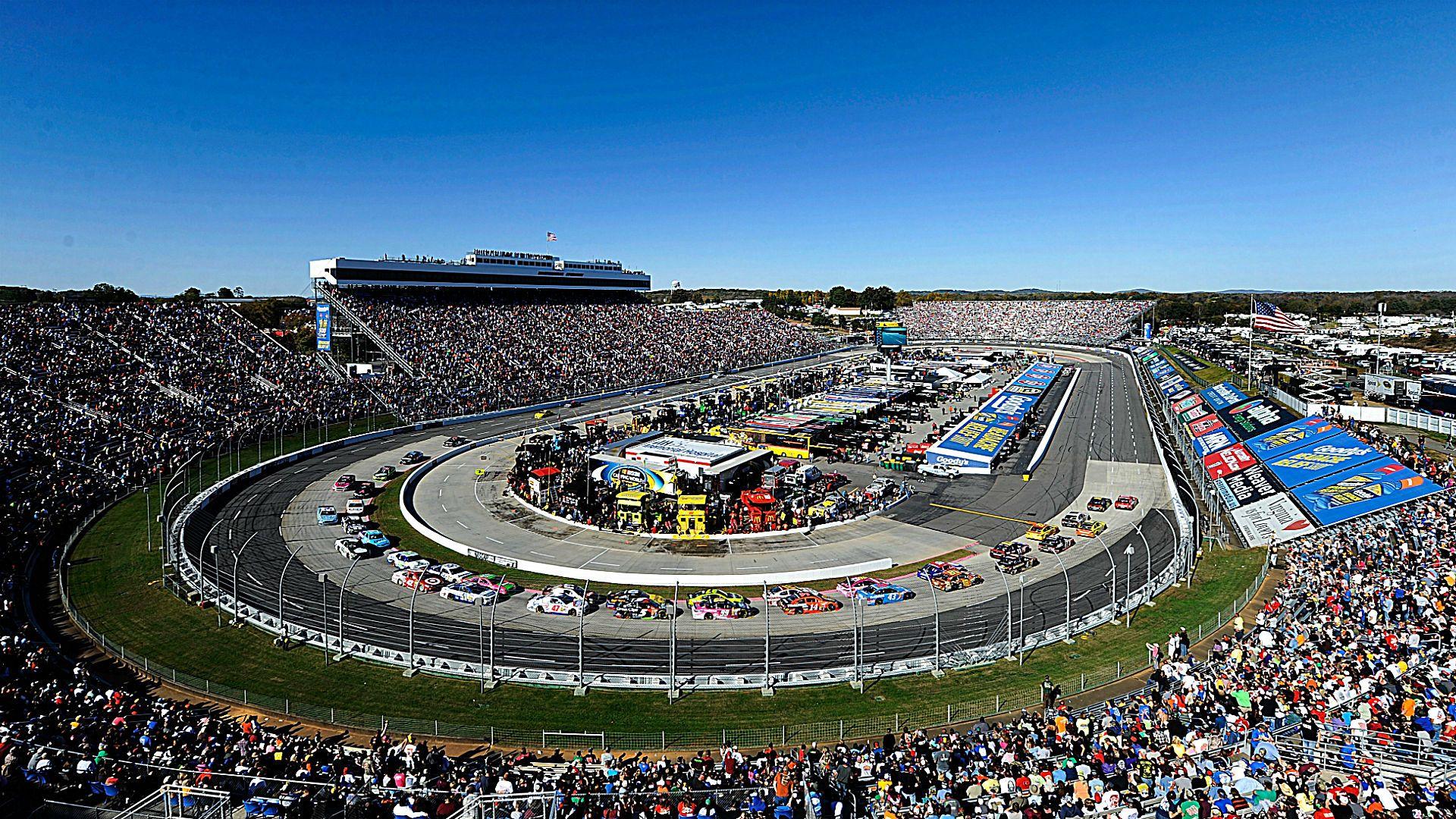 NASCAR at Martinsville: Playoff standings, schedule, qualifying