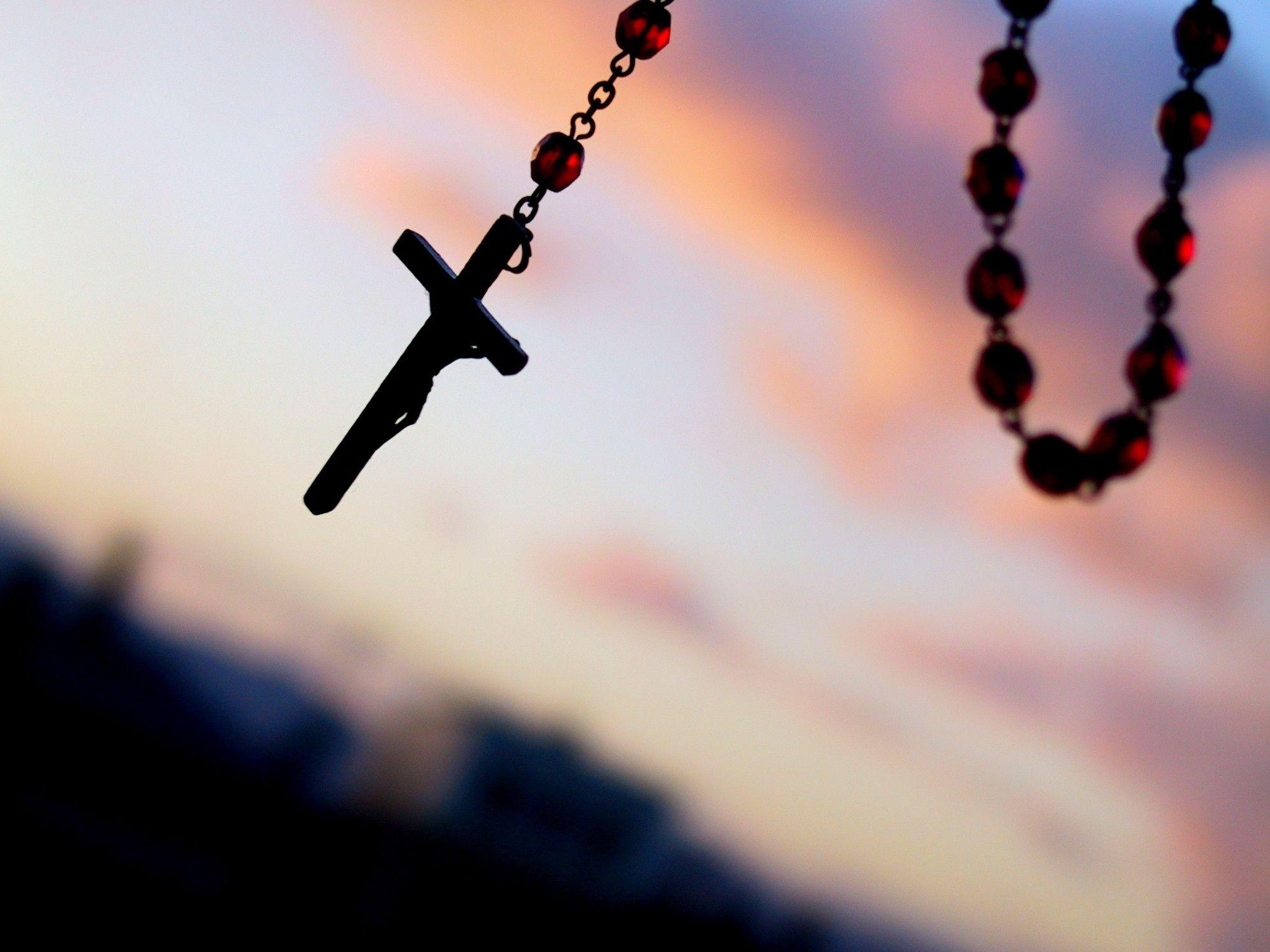 Catholic Rosary Wallpaper