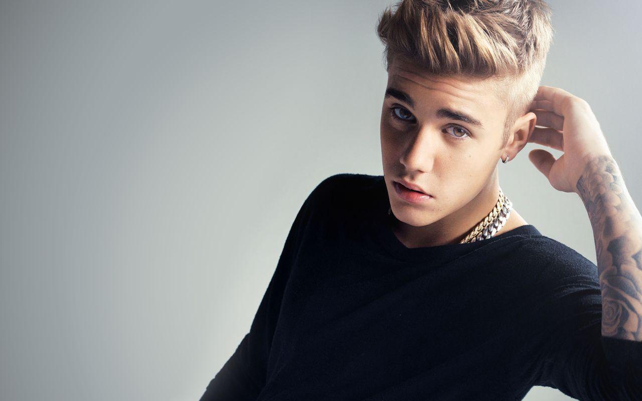 Justin Bieber's New Music Video Is Finally HereWatch it Here