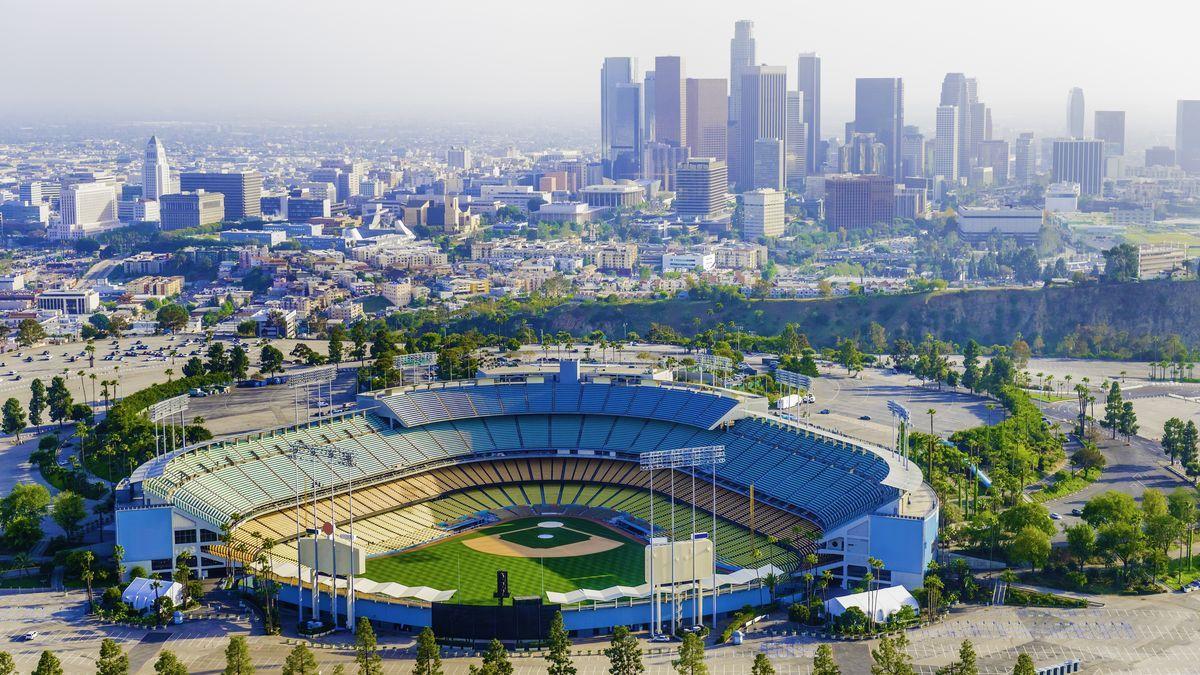 What's the fastest way to get to Dodger Stadium?