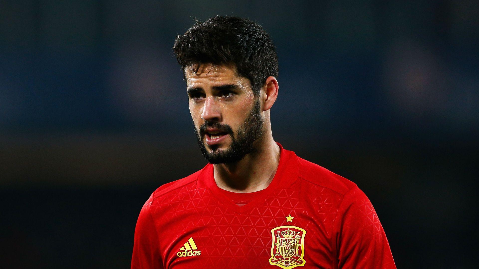 Isco, Saul out of Spain Euro 2016 squad