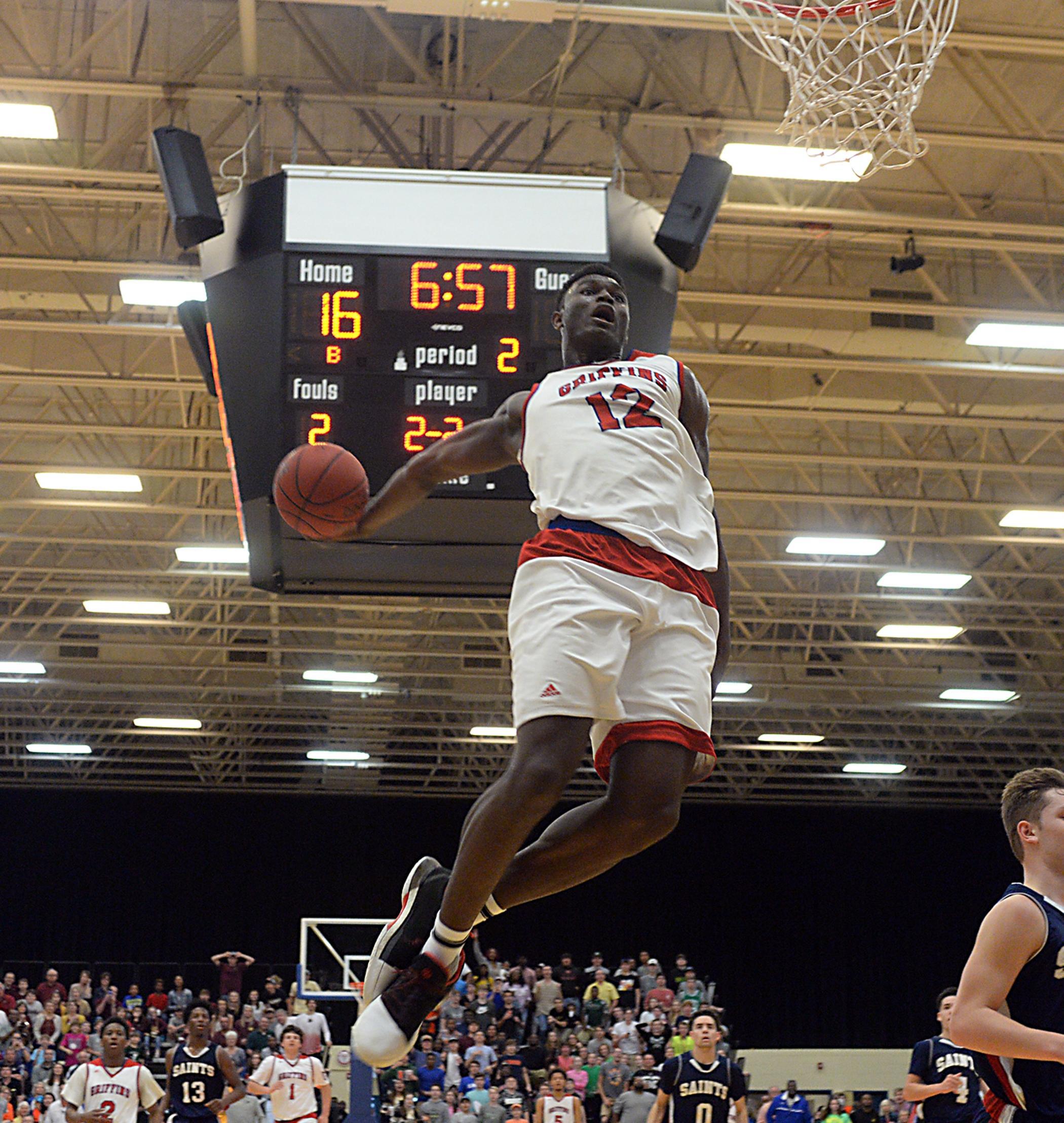 Zion Williamson scores 51 as Spartanburg Day earns repeat. Hoop
