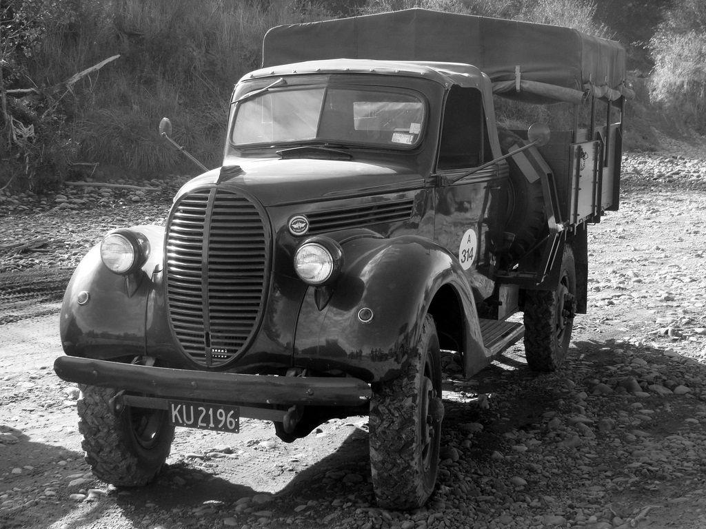 Vintage Monday: Marmon Herrington Trucks; The Jeep's Grandfather