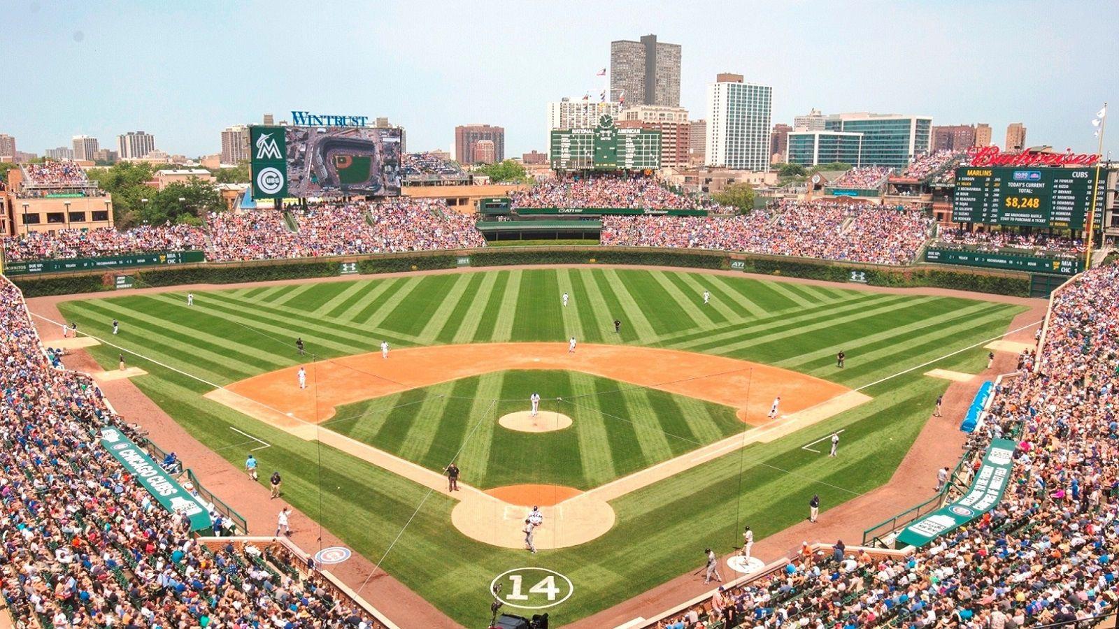 Chicago Hotels Near Wrigley Field. The Tremont Chicago Hotel at