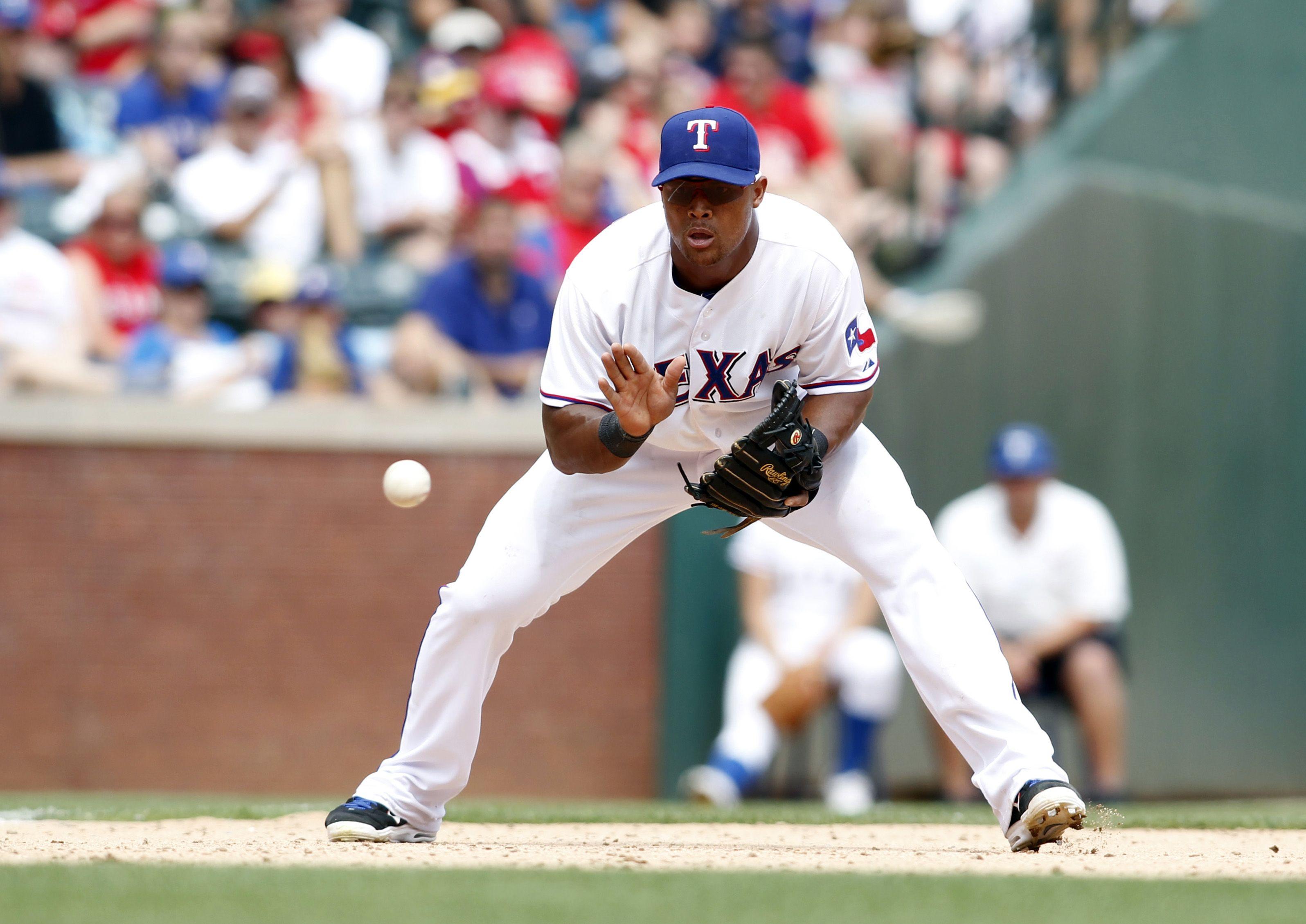 Texas Rangers: Rangers to be cautious with Adrian Beltre; return