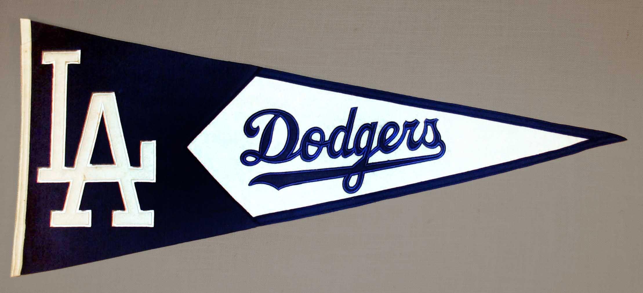 Los Angeles Dodgers Logo Flag Wallpaper HD. สถานที่ที่อยากไป