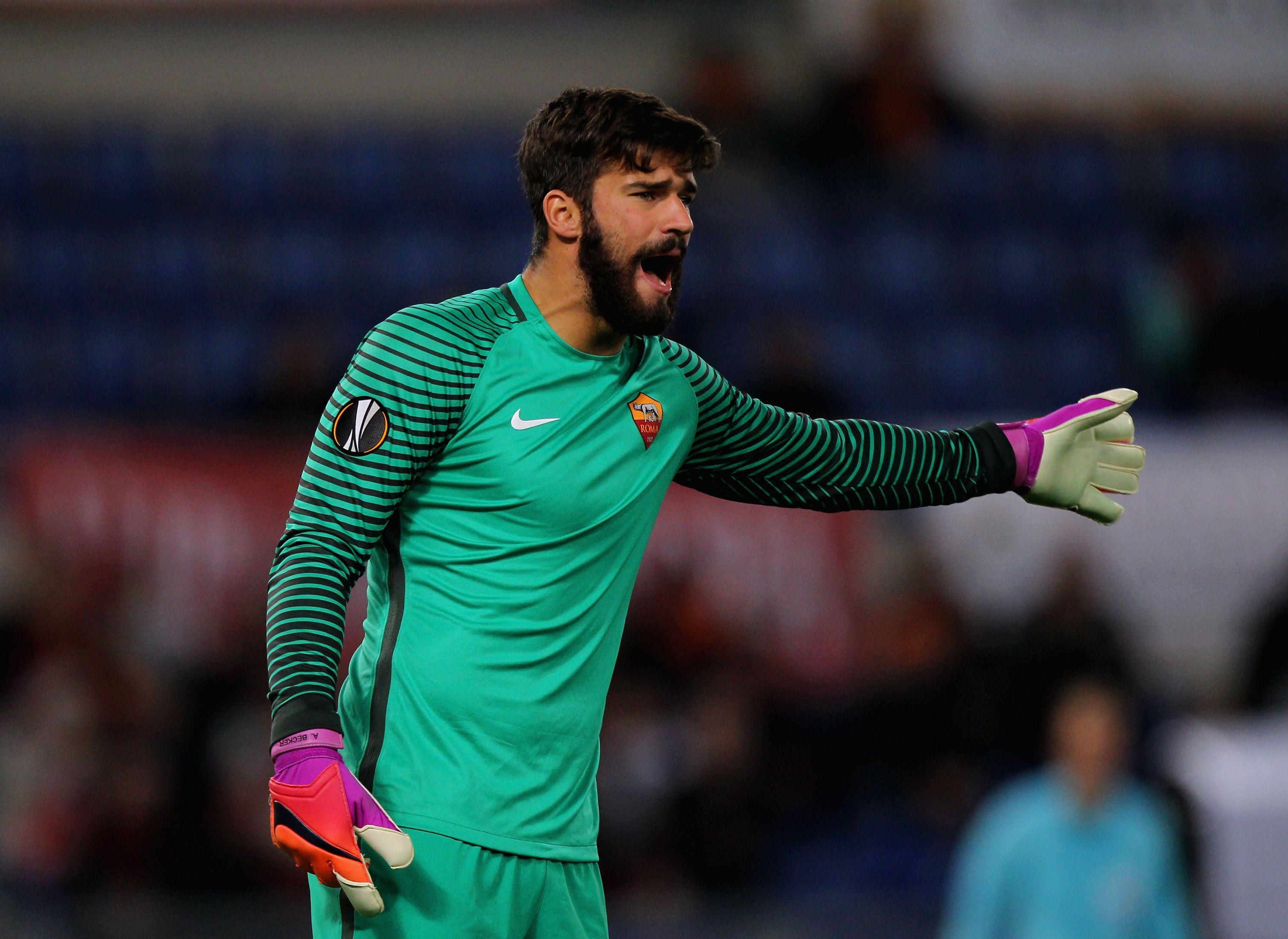 Two in the Hand: Roma's Impending Goalkeeper Crisis Di Totti
