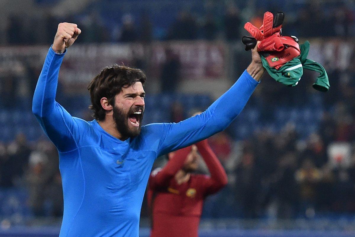 Liverpool Reportedly Negotiating to Sign Alisson Becker