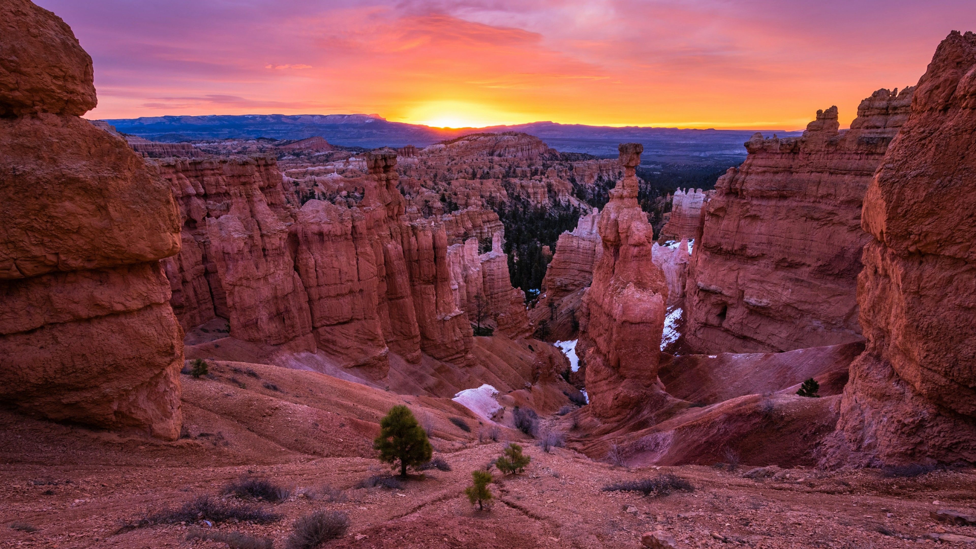 Sunset In Bryce Canyon National Park Wallpaper. Wallpaper Studio