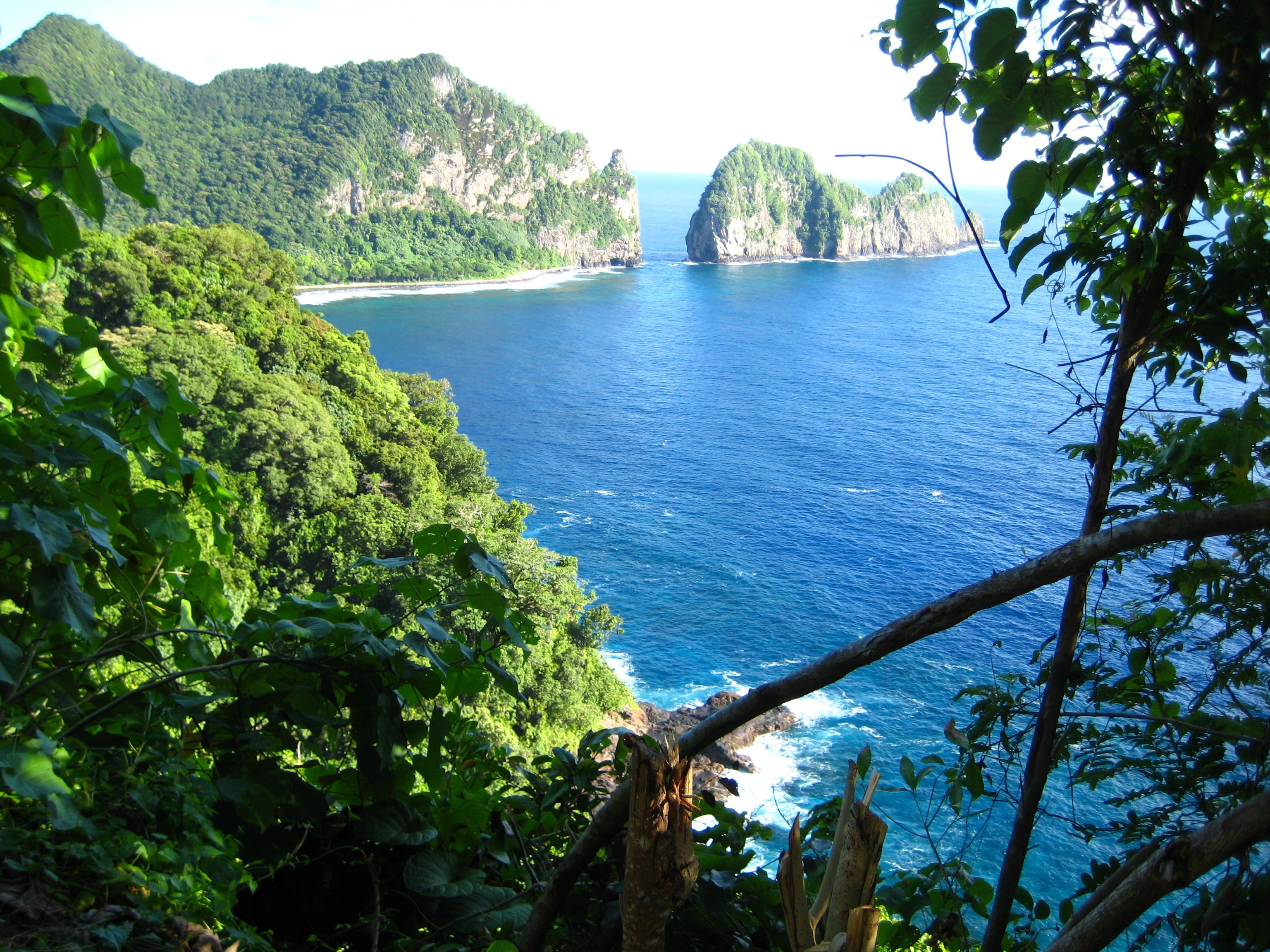 American Samoa: What makes it beautiful. I'd rather be riding